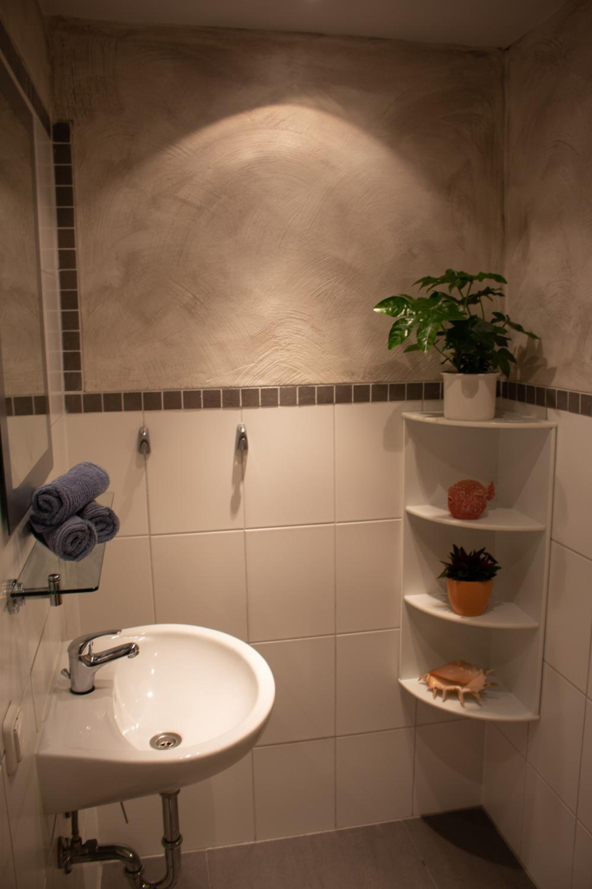 Photo 33