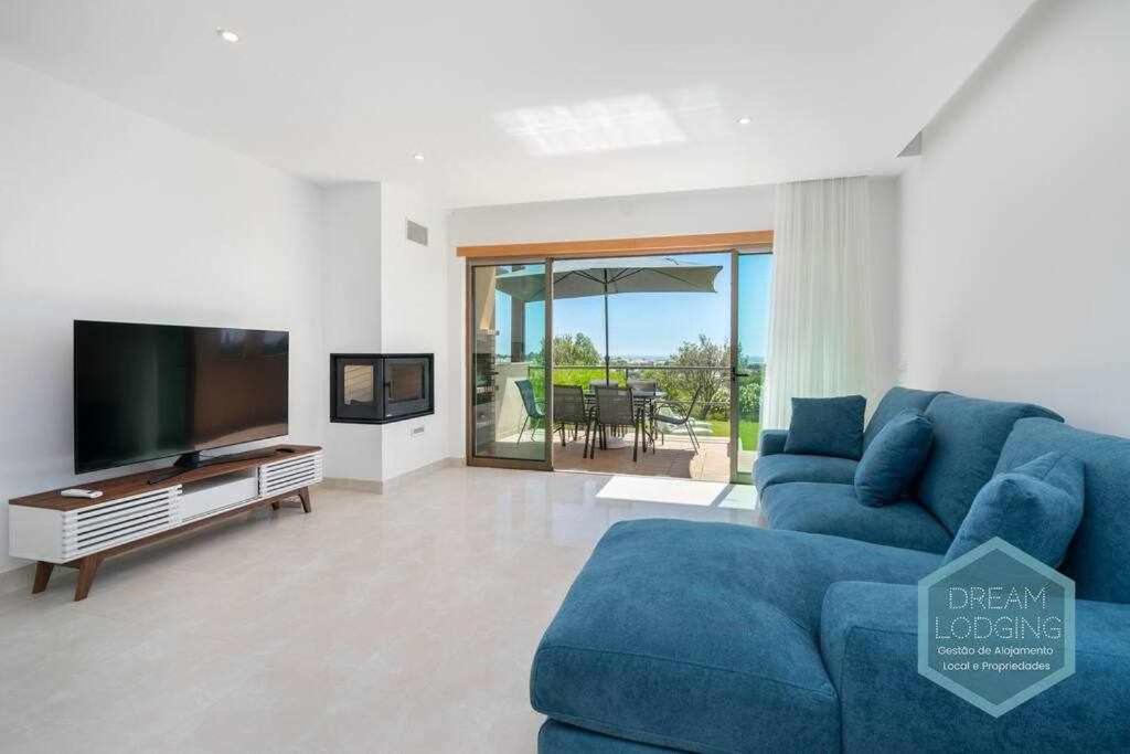 Patroves Sea View - Dream Lodging