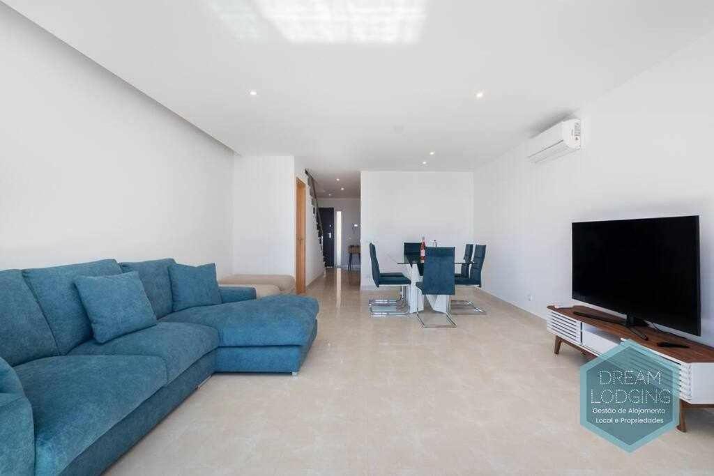 Patroves Sea View - Dream Lodging