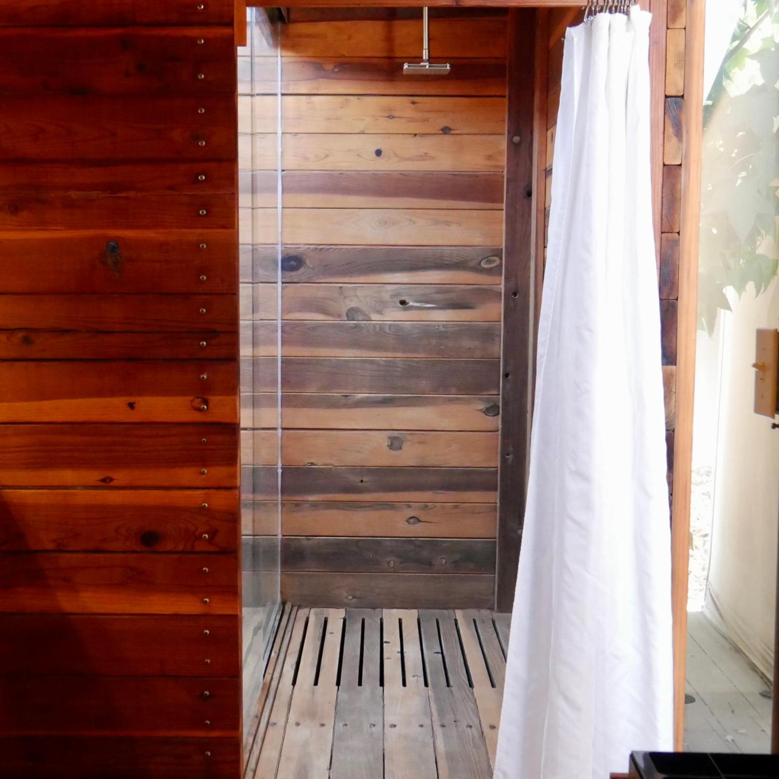 Ensenada Vacations - Hotel Cuatro Cuatros - Property Image 66