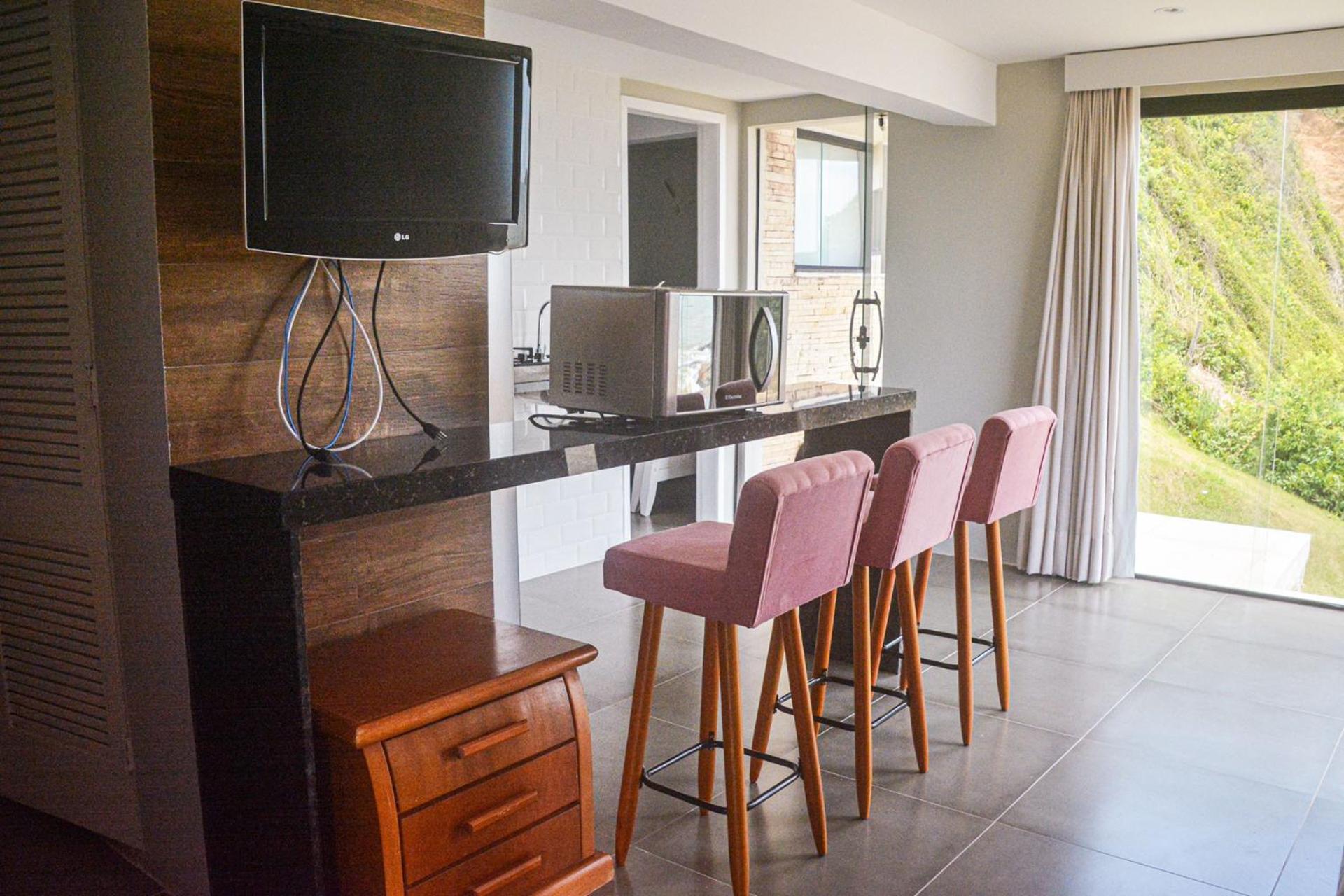 Casa pé na areia com varanda gourmet em Búzios RJ