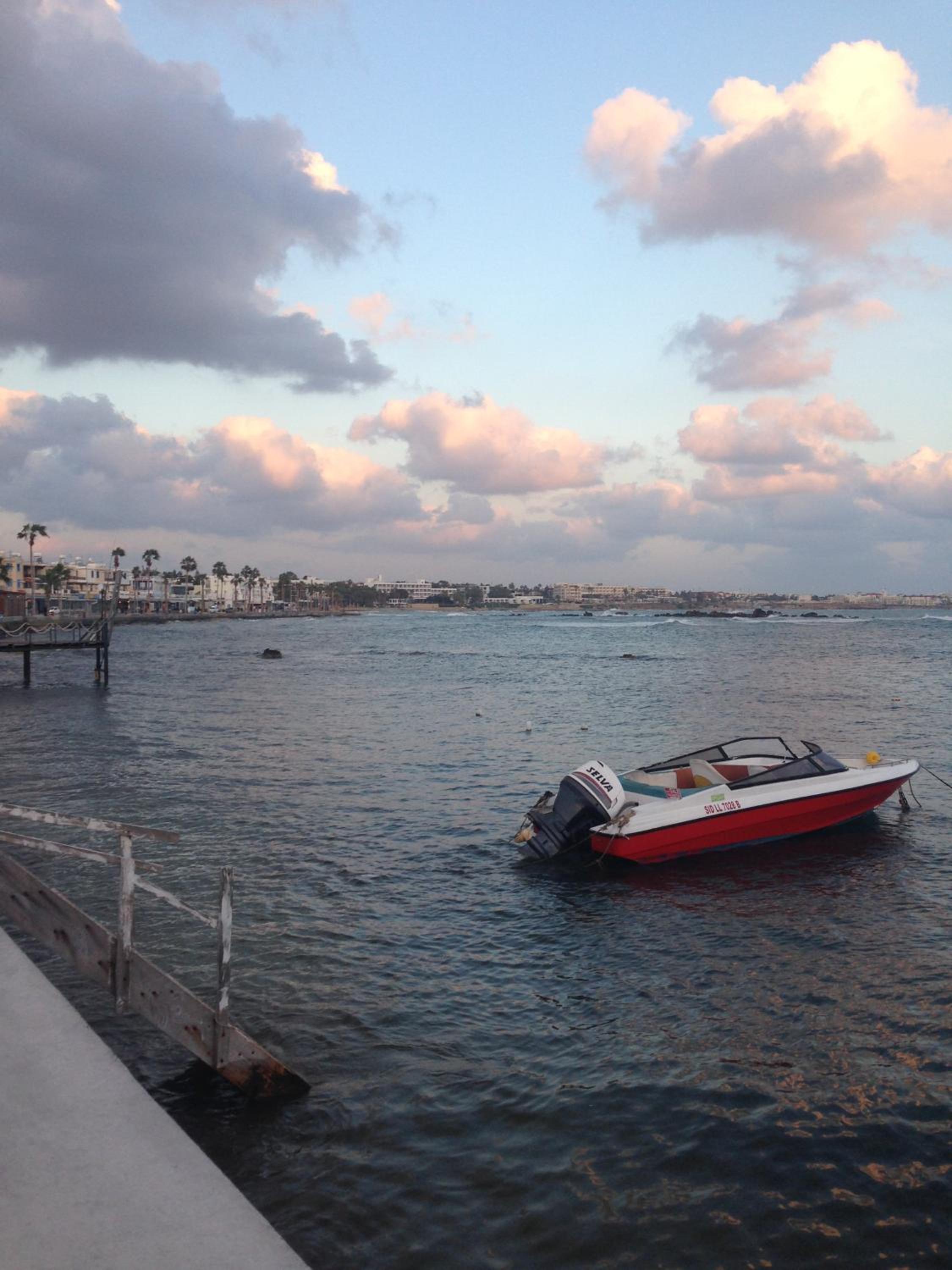 Mia's Cove