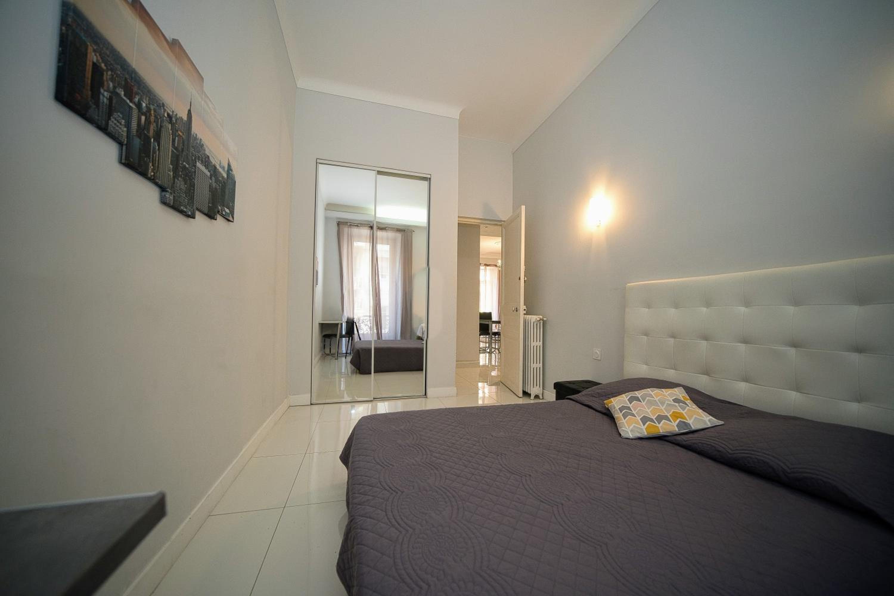Designer Flat Nice photo 4