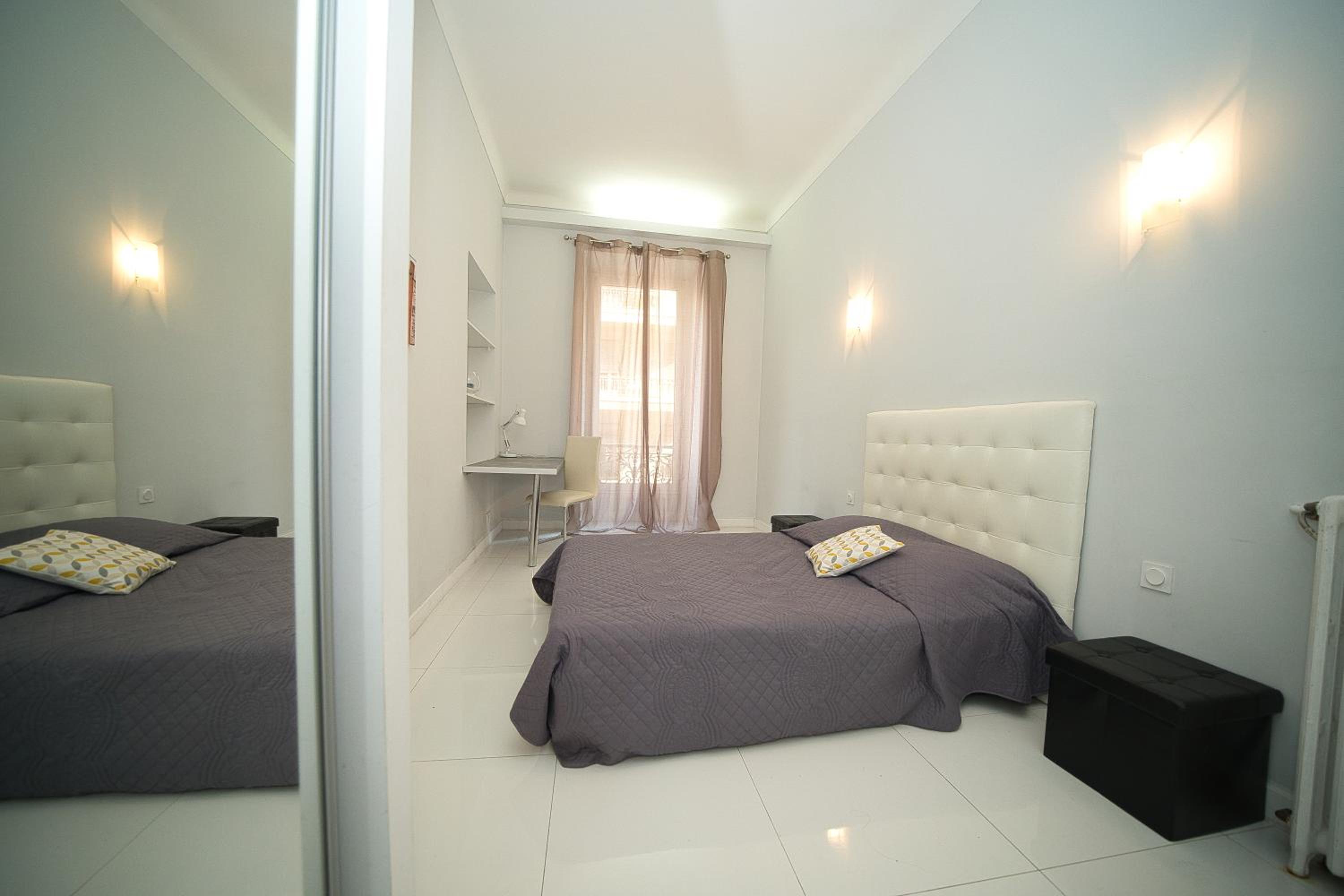 Designer Flat Nice