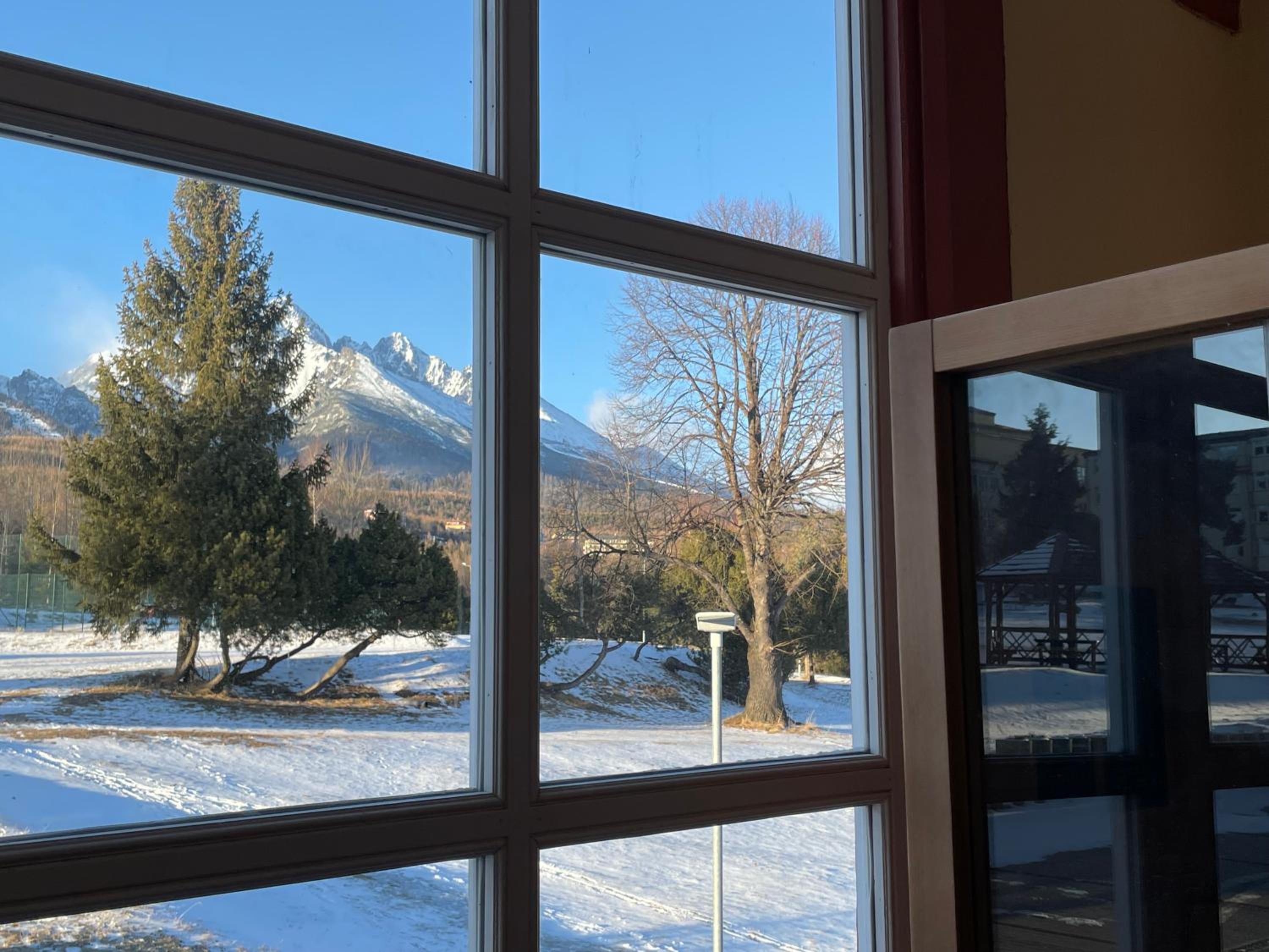 Mountain view APARTMENTS WITH SAUNA & FREE PARKING view 3