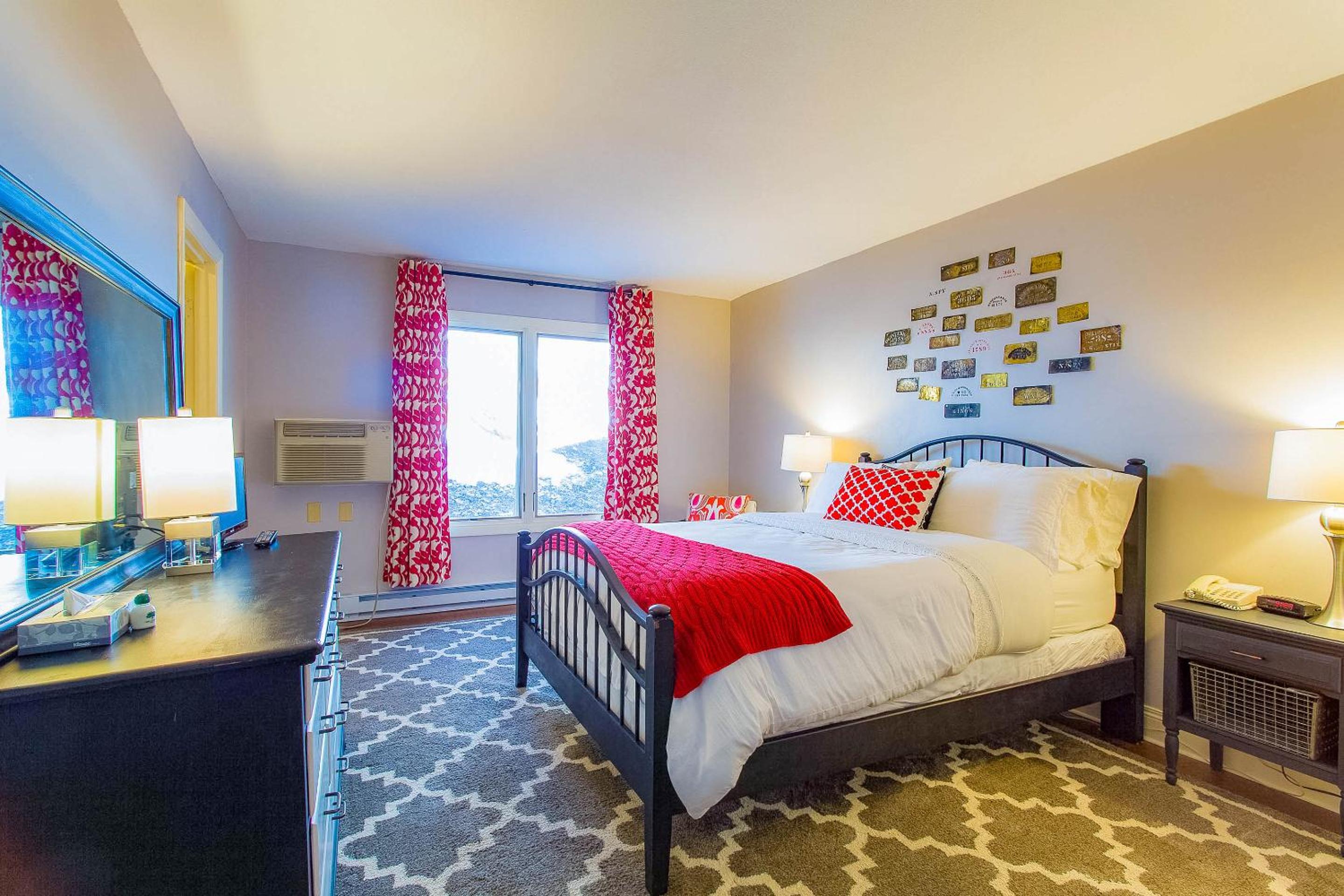 Lenox Vacations - Apple Tree Inn - Property Image 84