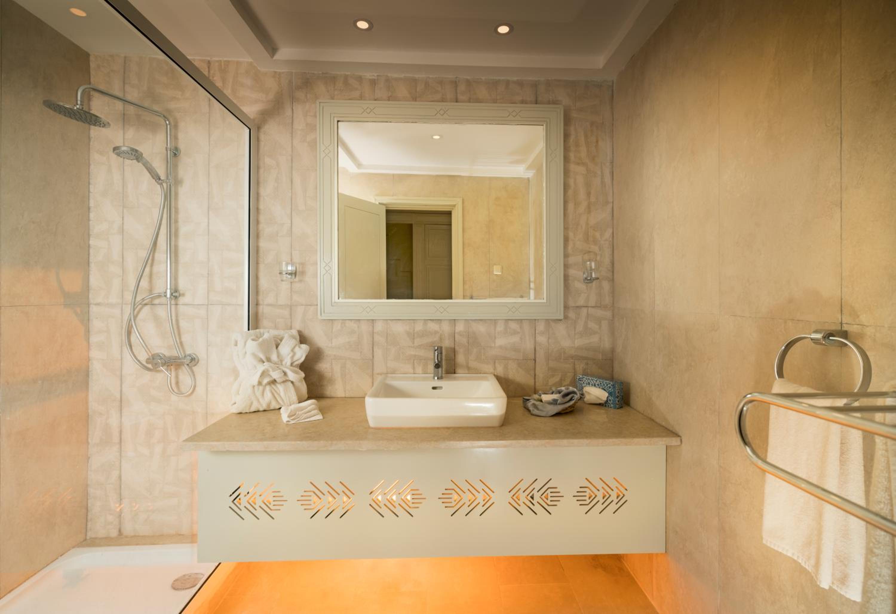 Tozeur Vacations - Palm Beach Palace Tozeur - Property Image 4