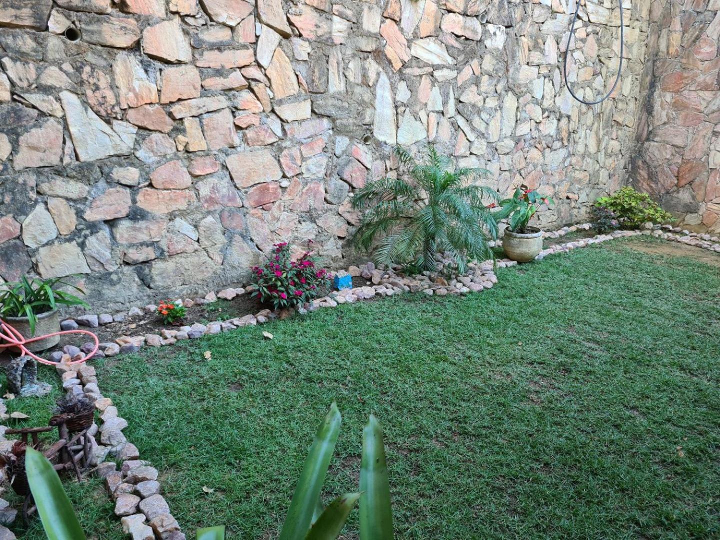 Casa na serra a 10 min de Guaramiranga! Ótima para descanso com conforto e para turismo!