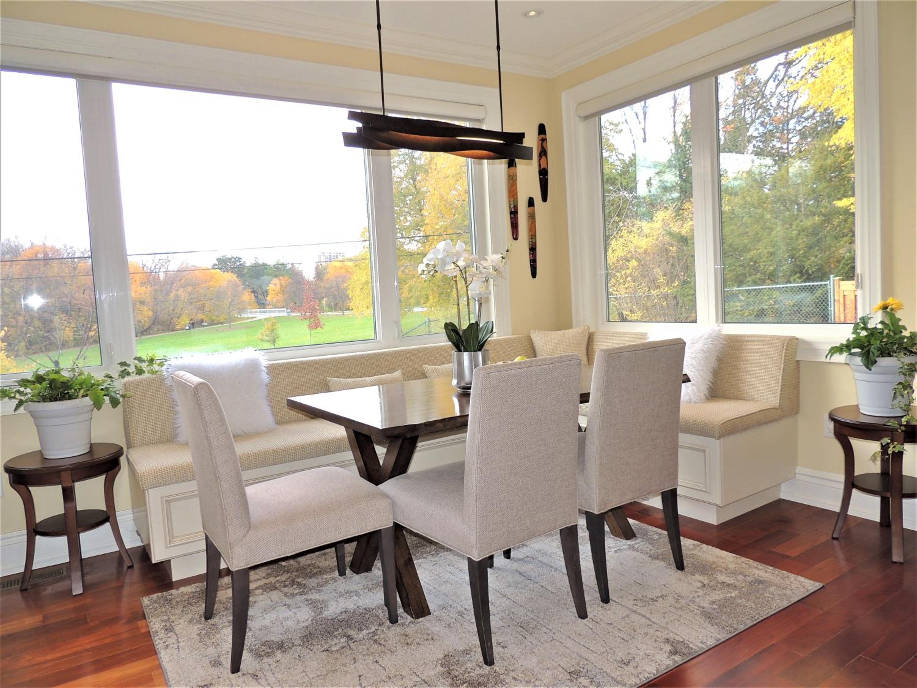 iResidence in Toronto - Unique Mansion - Fantastic Views with Breakfast