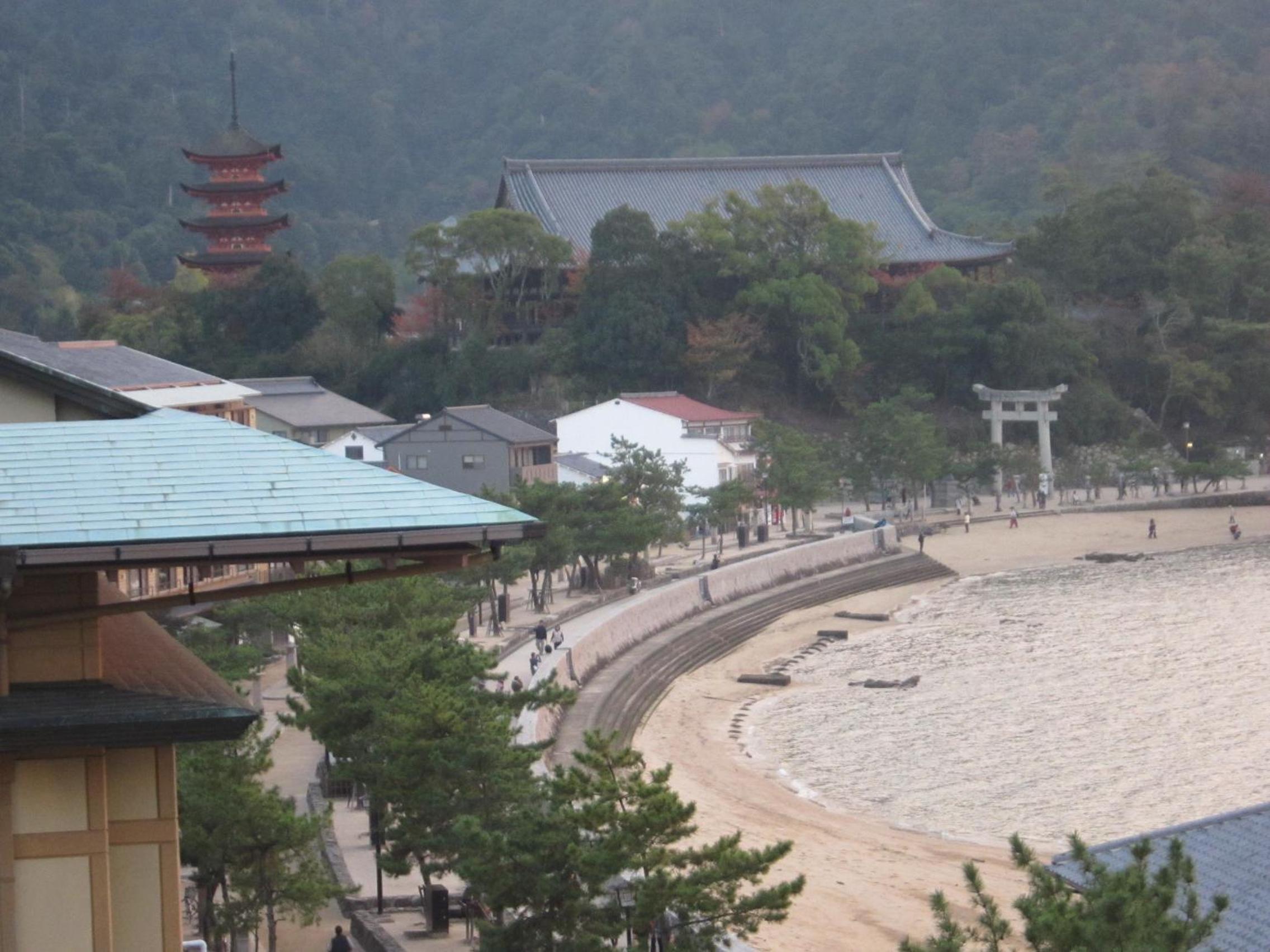 Sakuraya