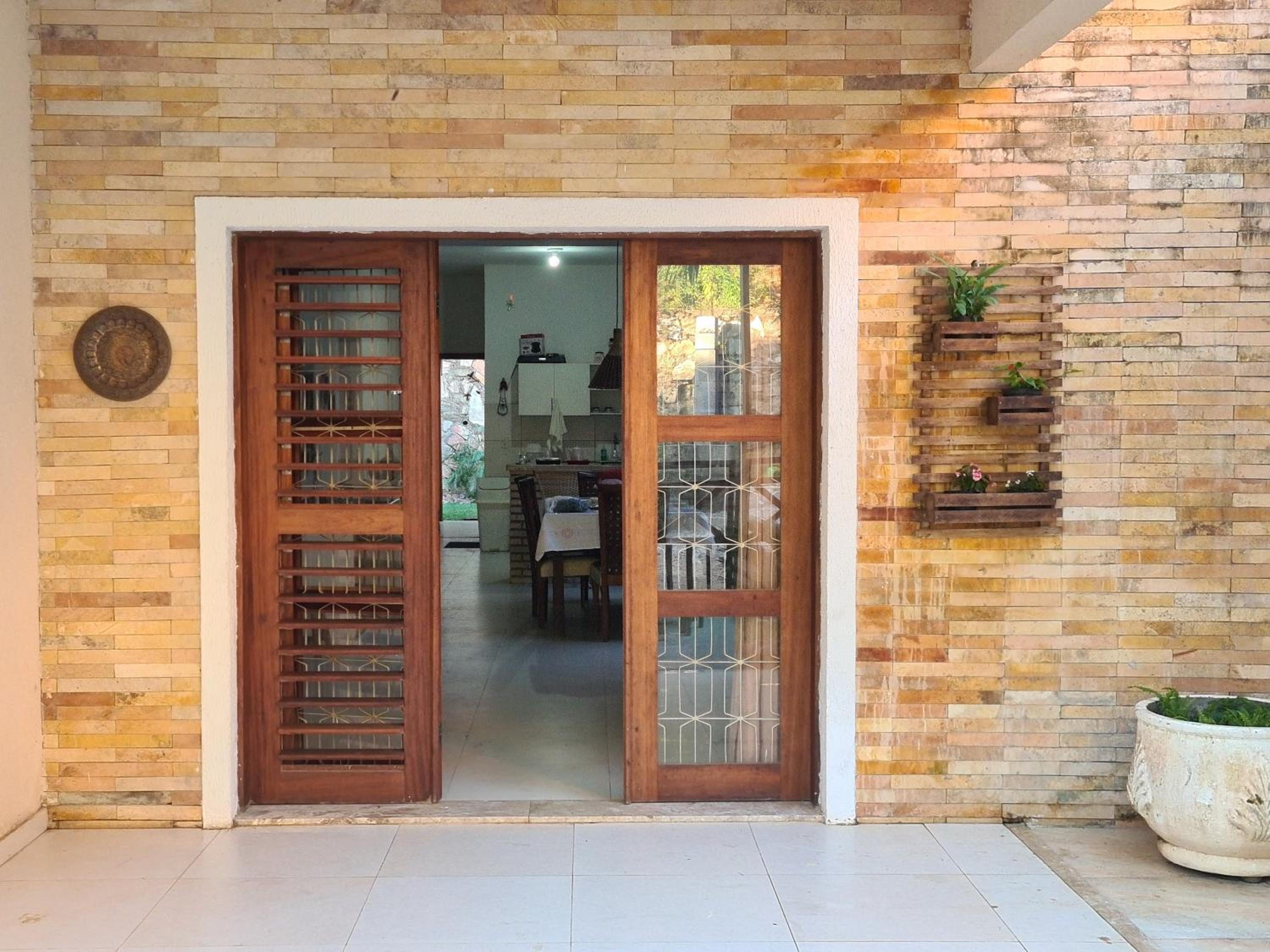 Casa na serra a 10 min de Guaramiranga! Ótima para descanso com conforto e para turismo!