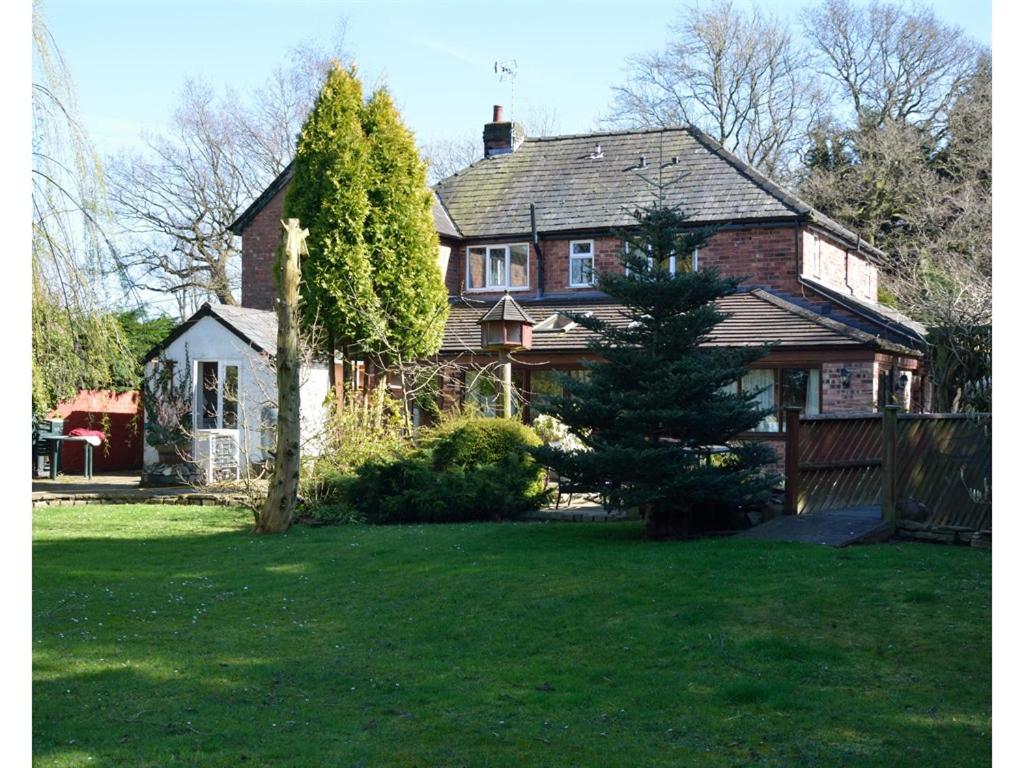 Laburnum Cottage Guest House view 2