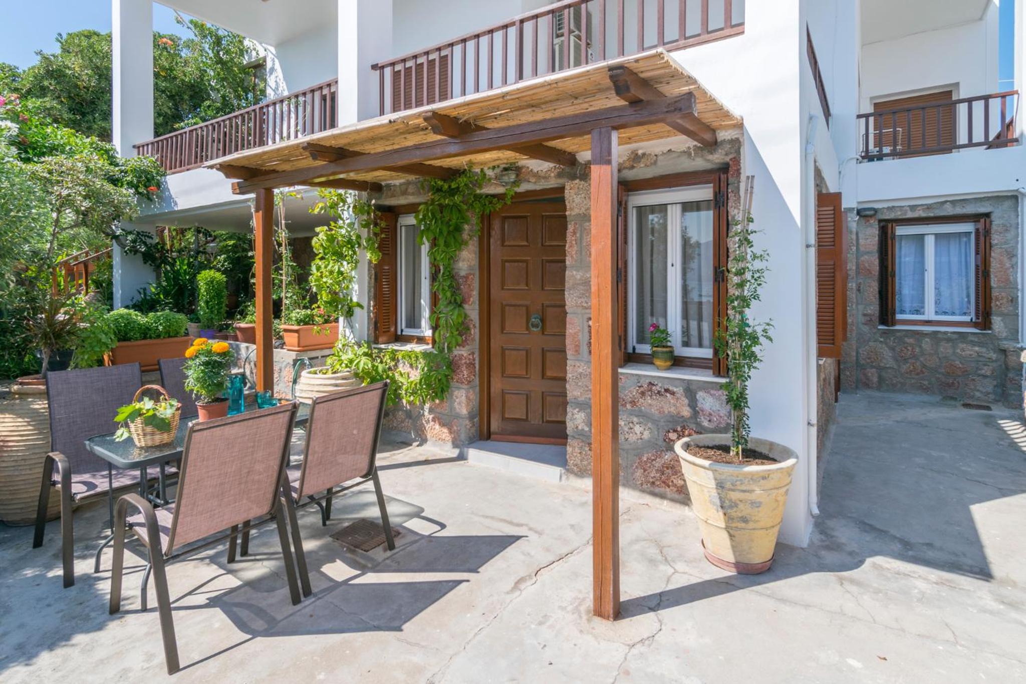 Kourita Garden Apartment with Sea View near to the port of Milos view 5