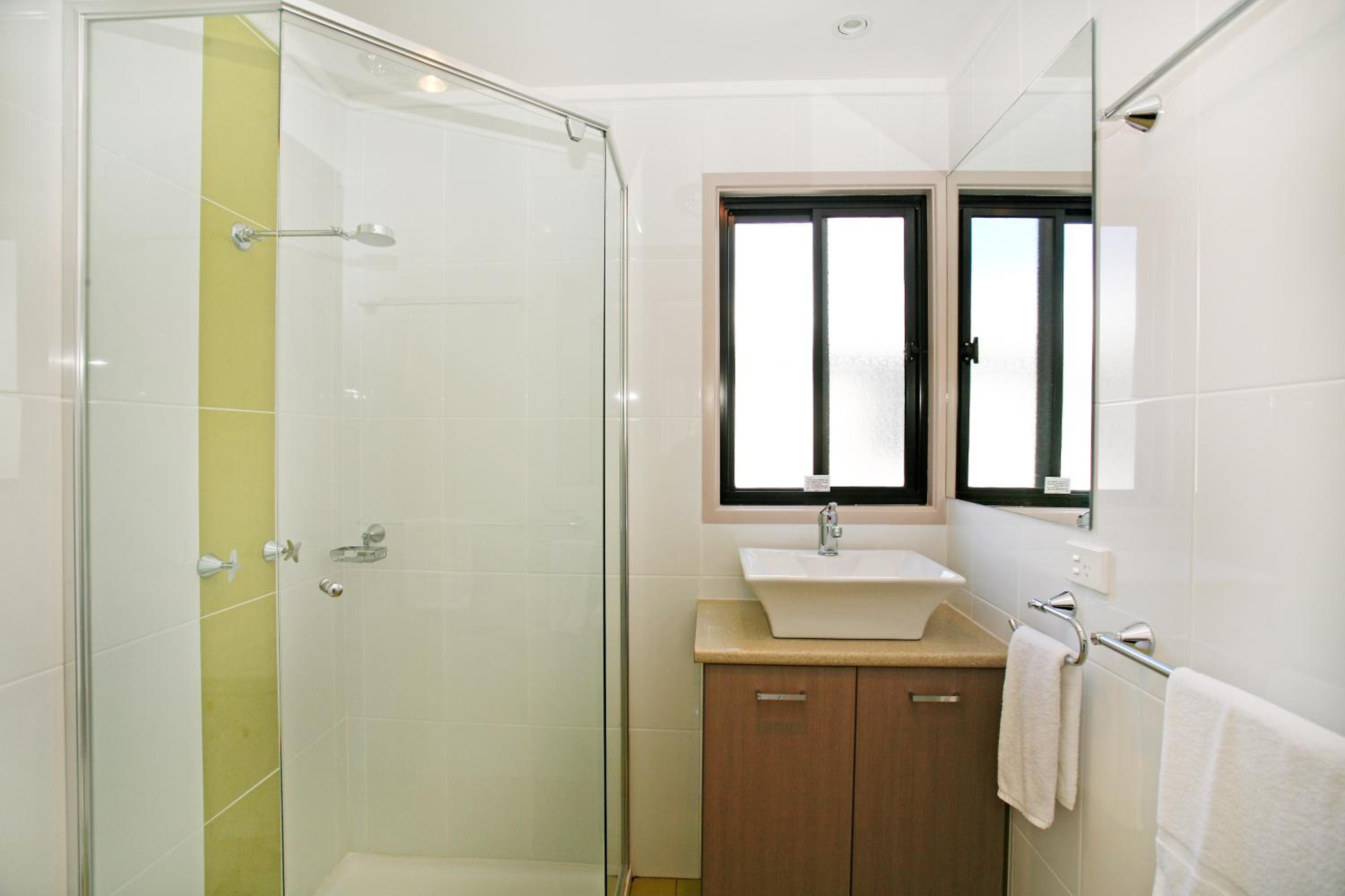 Shoal Bay Holiday Park