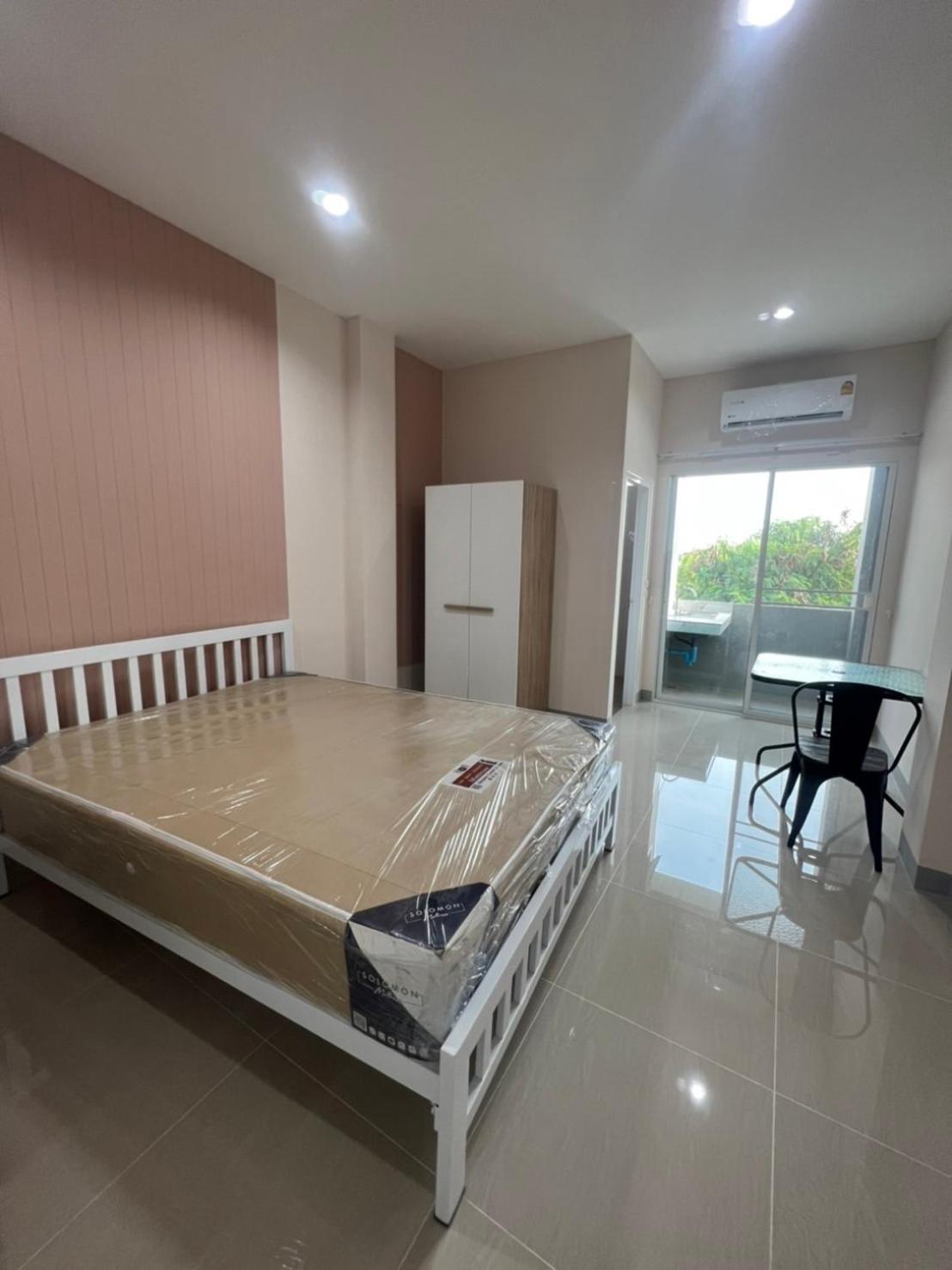 Firstbuild Apartment (เฟิร์สบิวท์อพาร์ทเม้น)