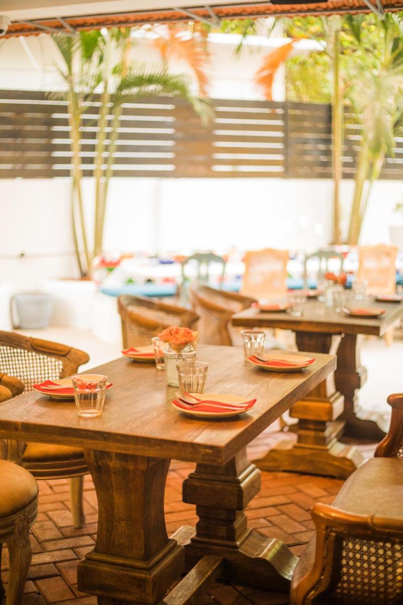 restaurant