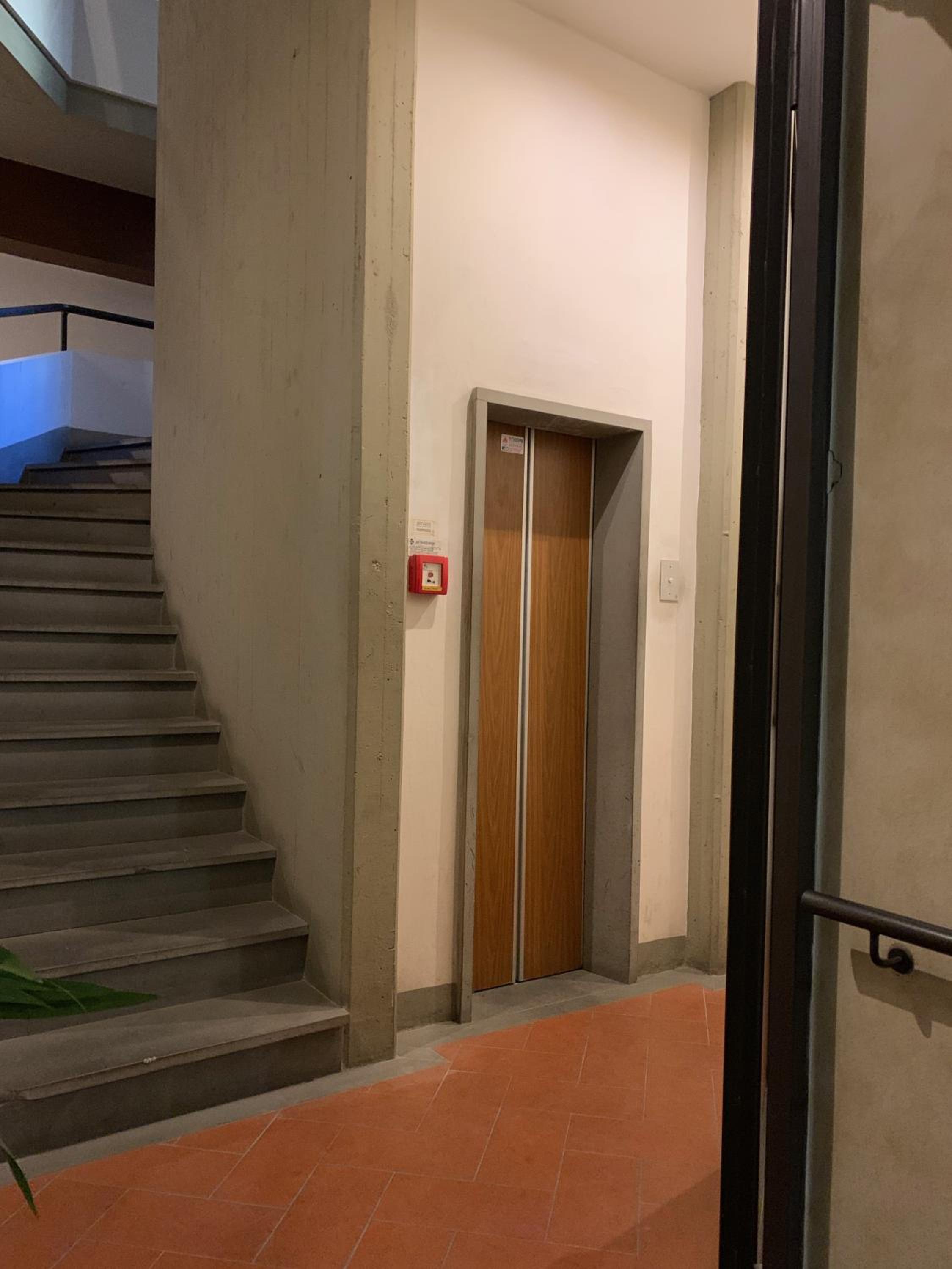 Signoria Apartment with patio