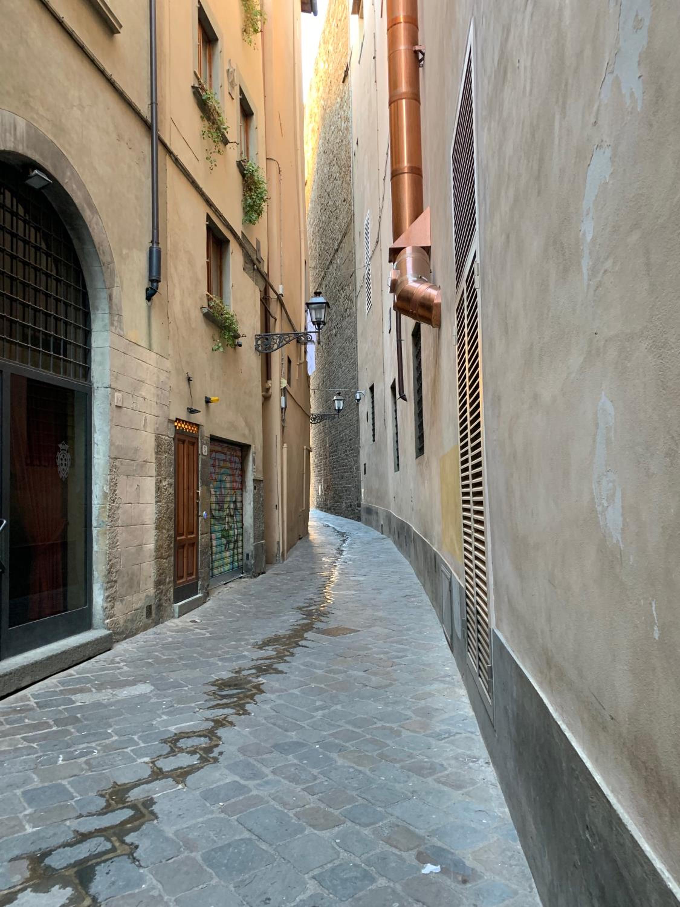 Signoria Apartment with patio