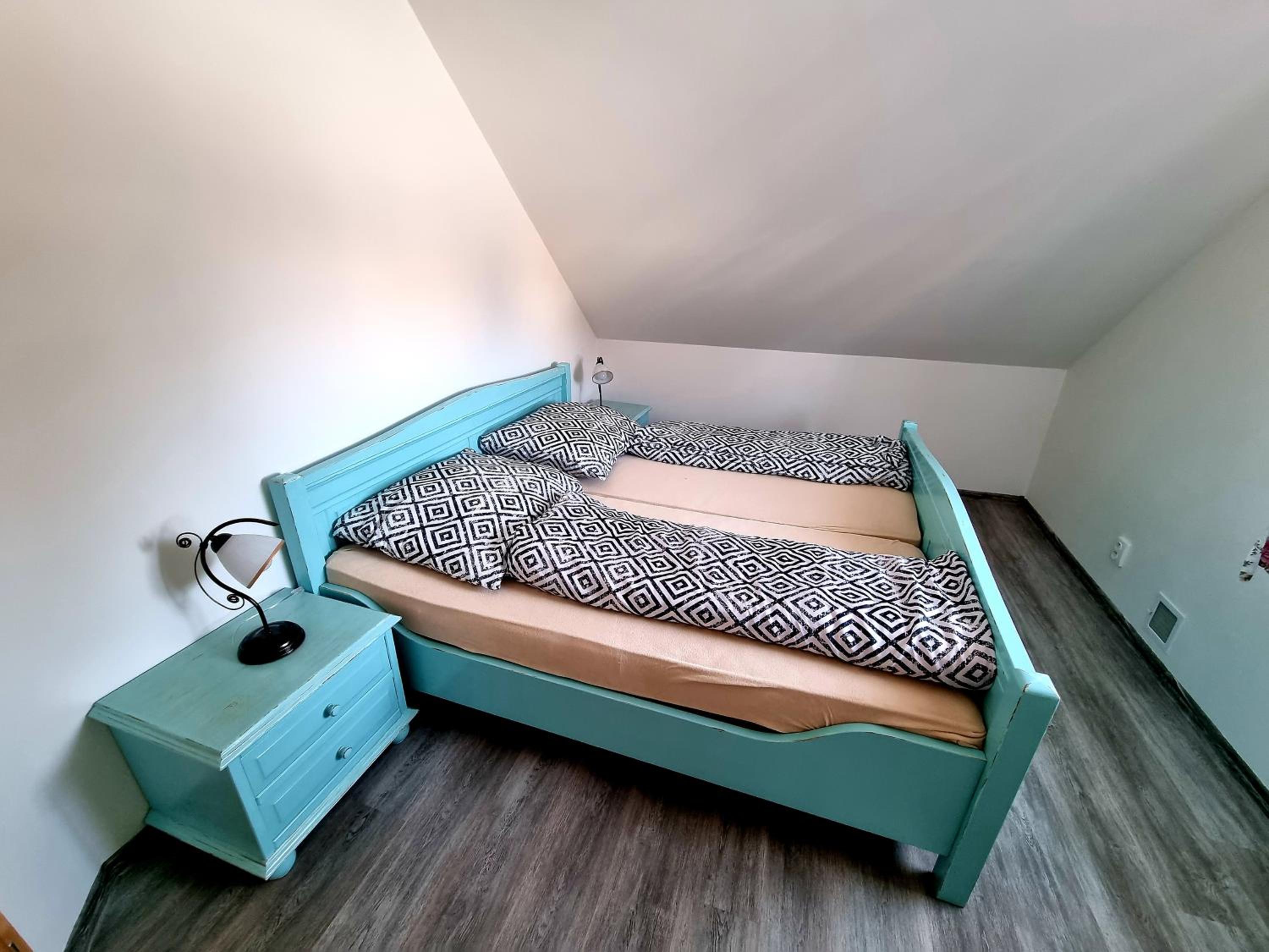 Dům a chatka pod Smrkem
