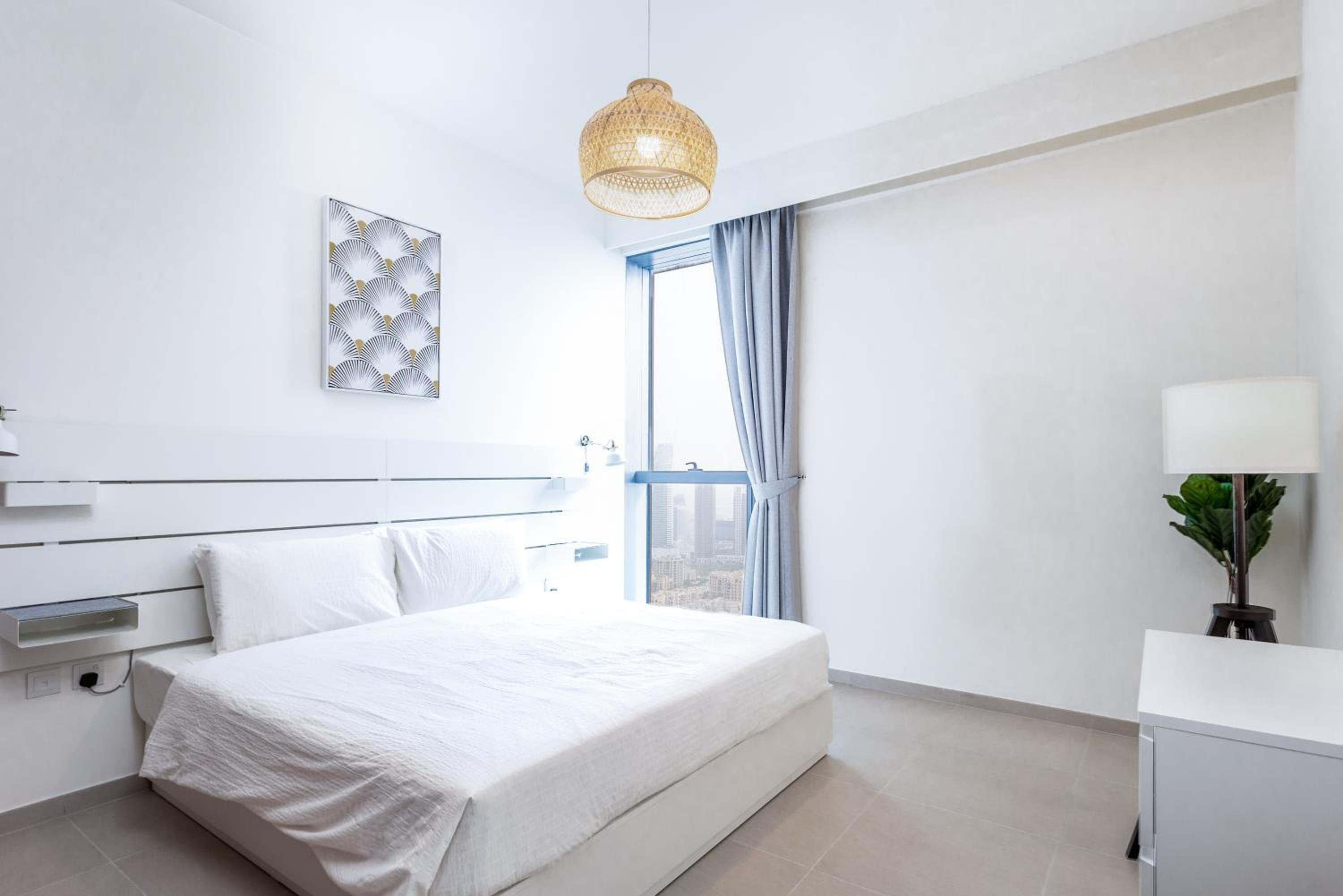 Spacious & Full of light 3BR+ kids Dubai Mall