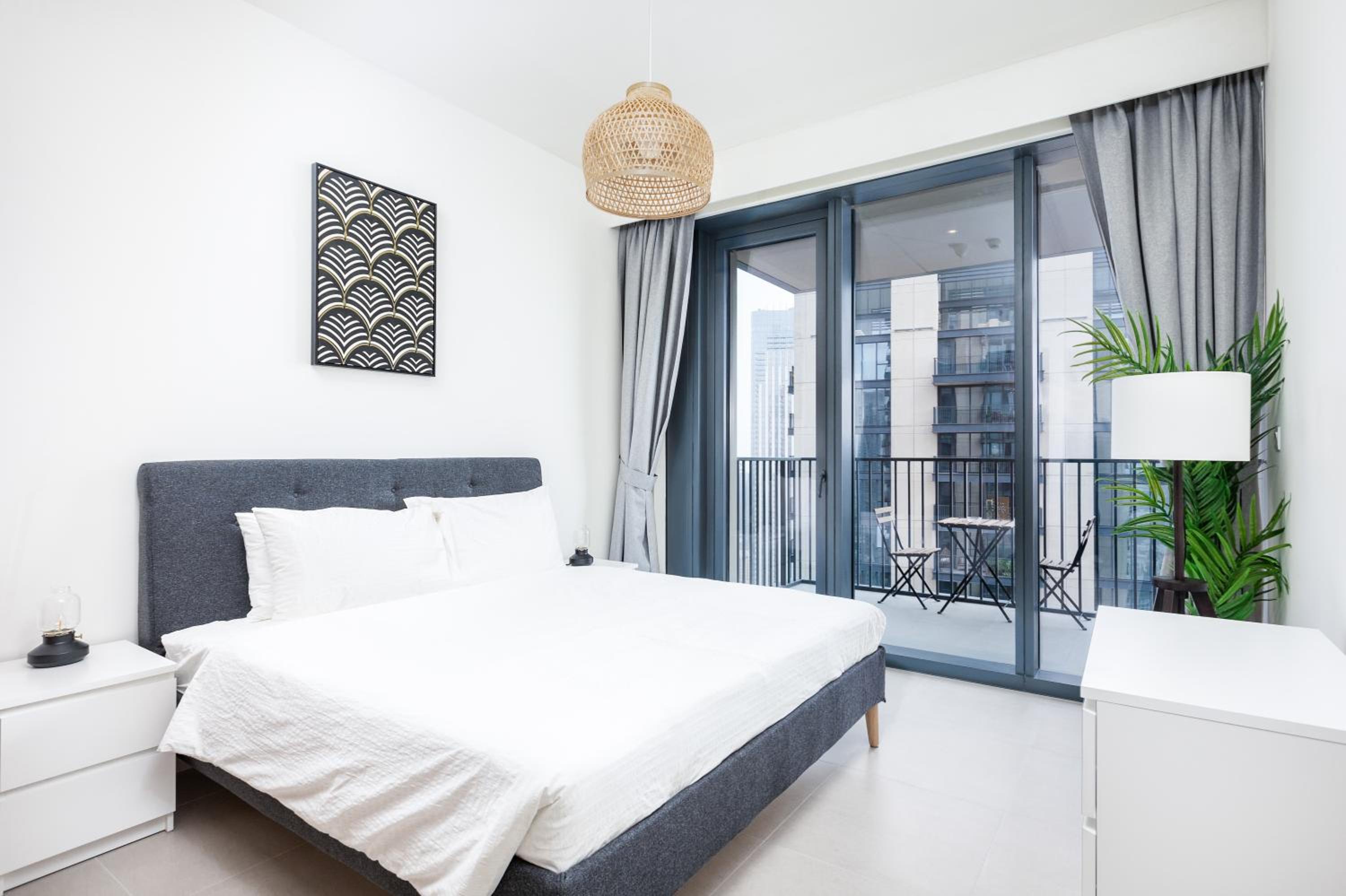 Spacious & Full of light 3BR+ kids Dubai Mall
