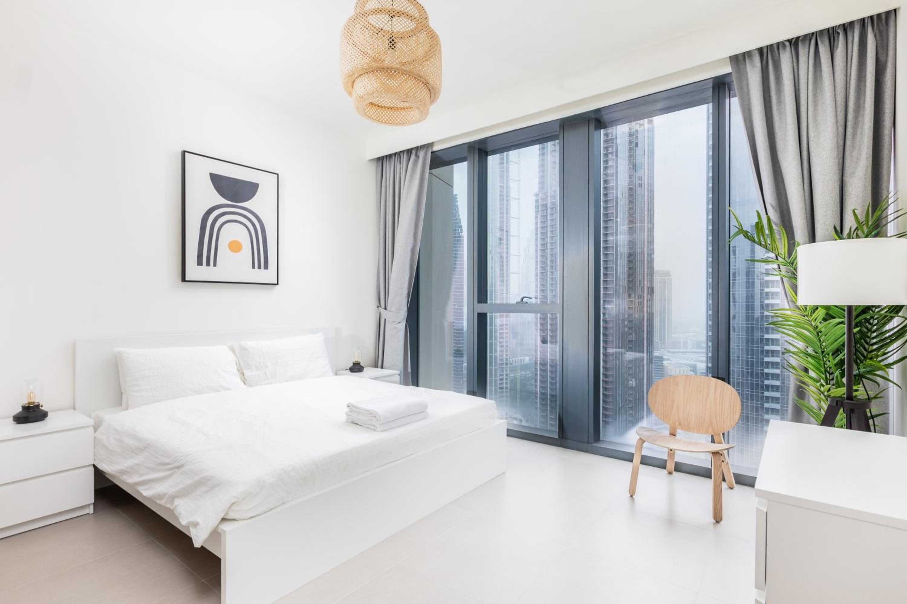 Spacious & Full of light 3BR+ kids Dubai Mall