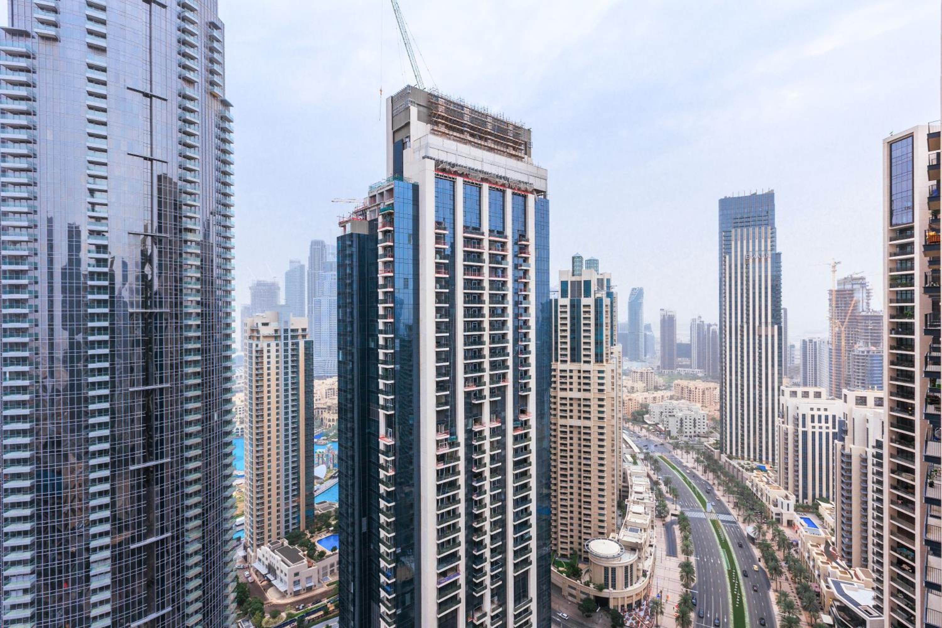 Spacious & Full of light 3BR+ kids Dubai Mall