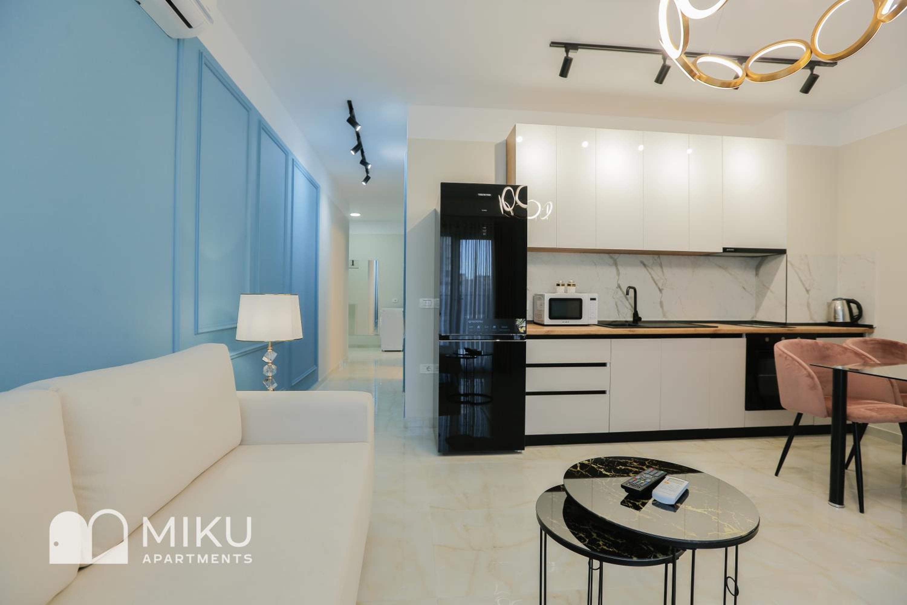 Miku Apartment - Glamorous 1Bedroom Apartment At Olympic Residence