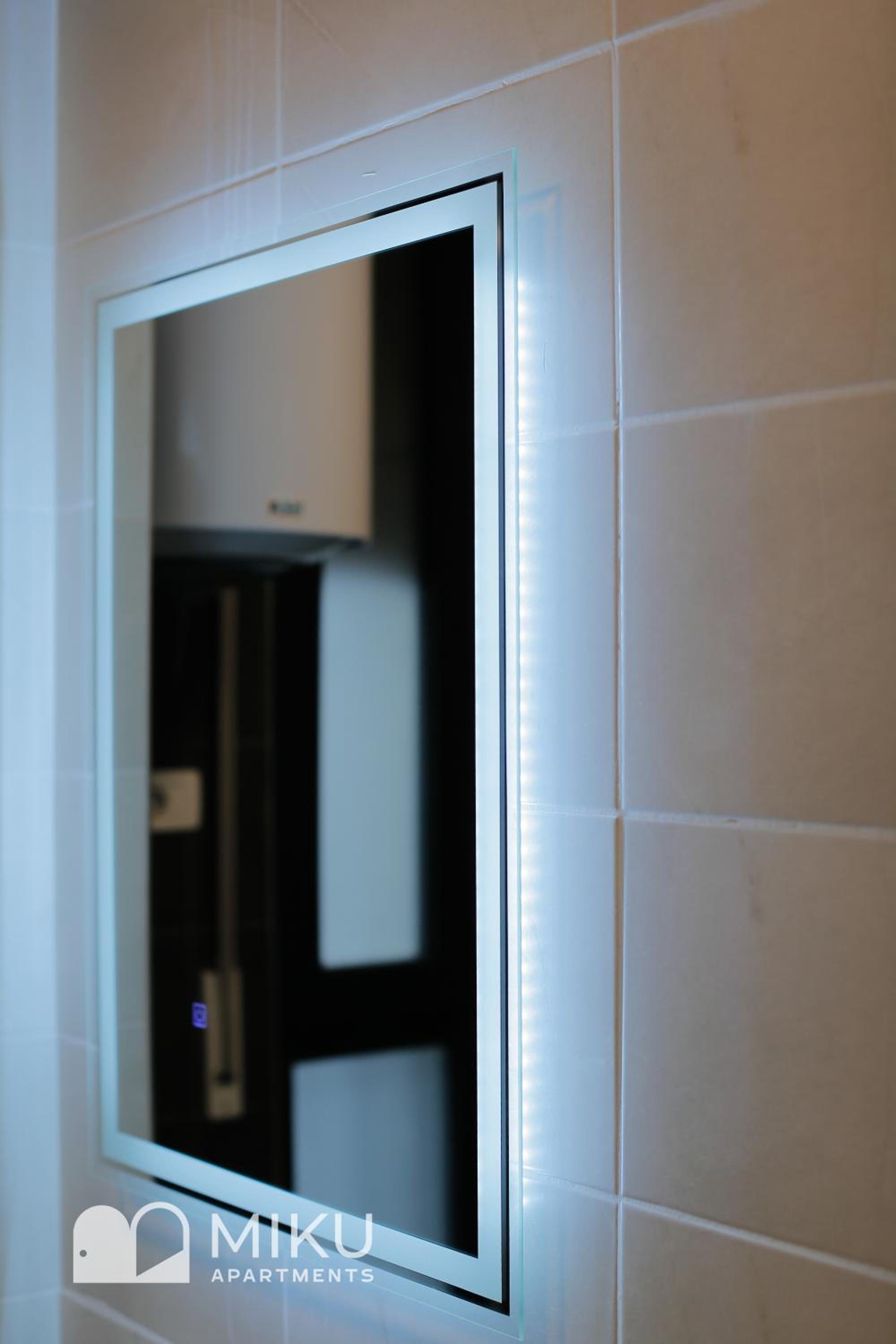 Miku Apartment - Glamorous 1Bedroom Apartment At Olympic Residence