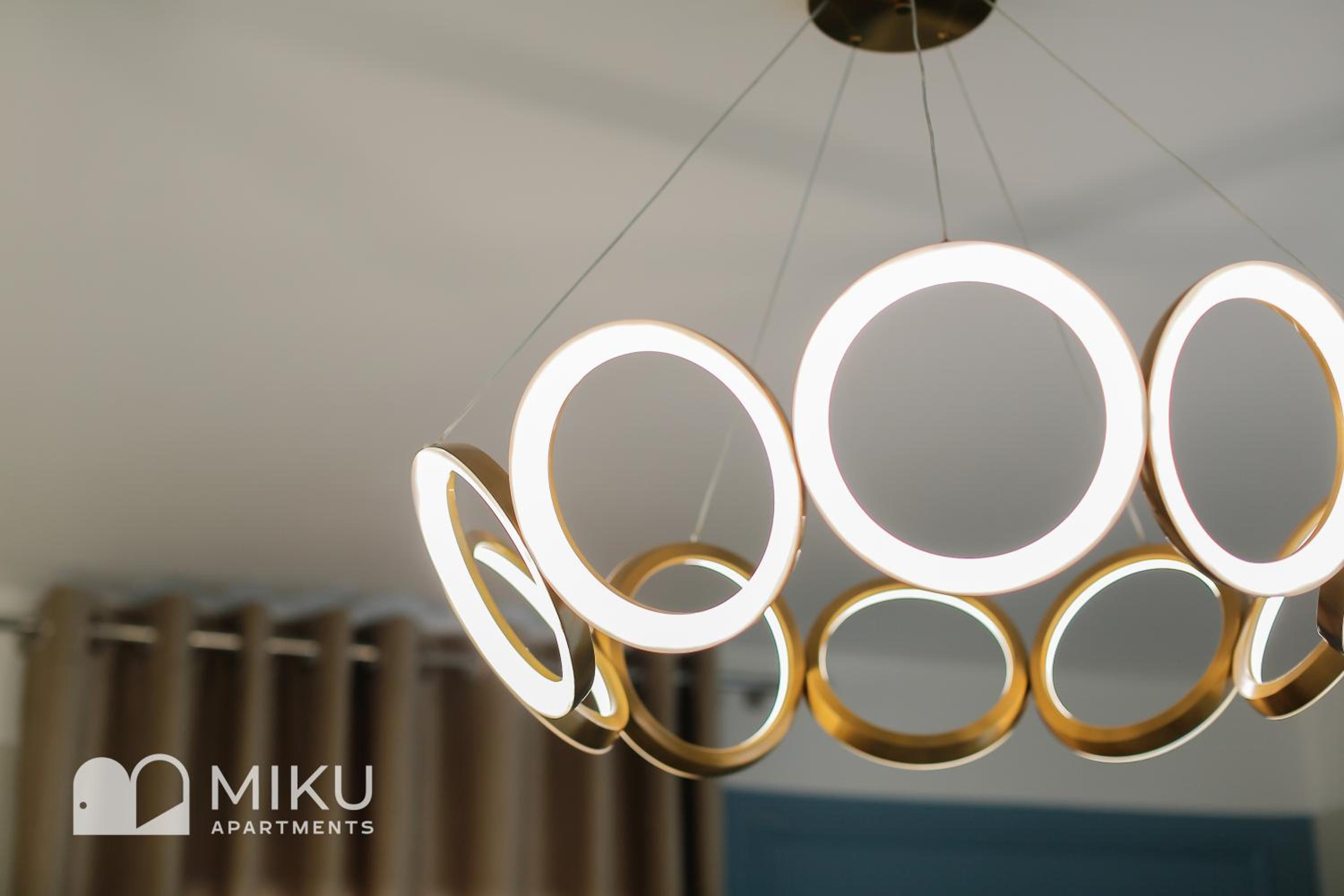 Miku Apartment - Glamorous 1Bedroom Apartment At Olympic Residence