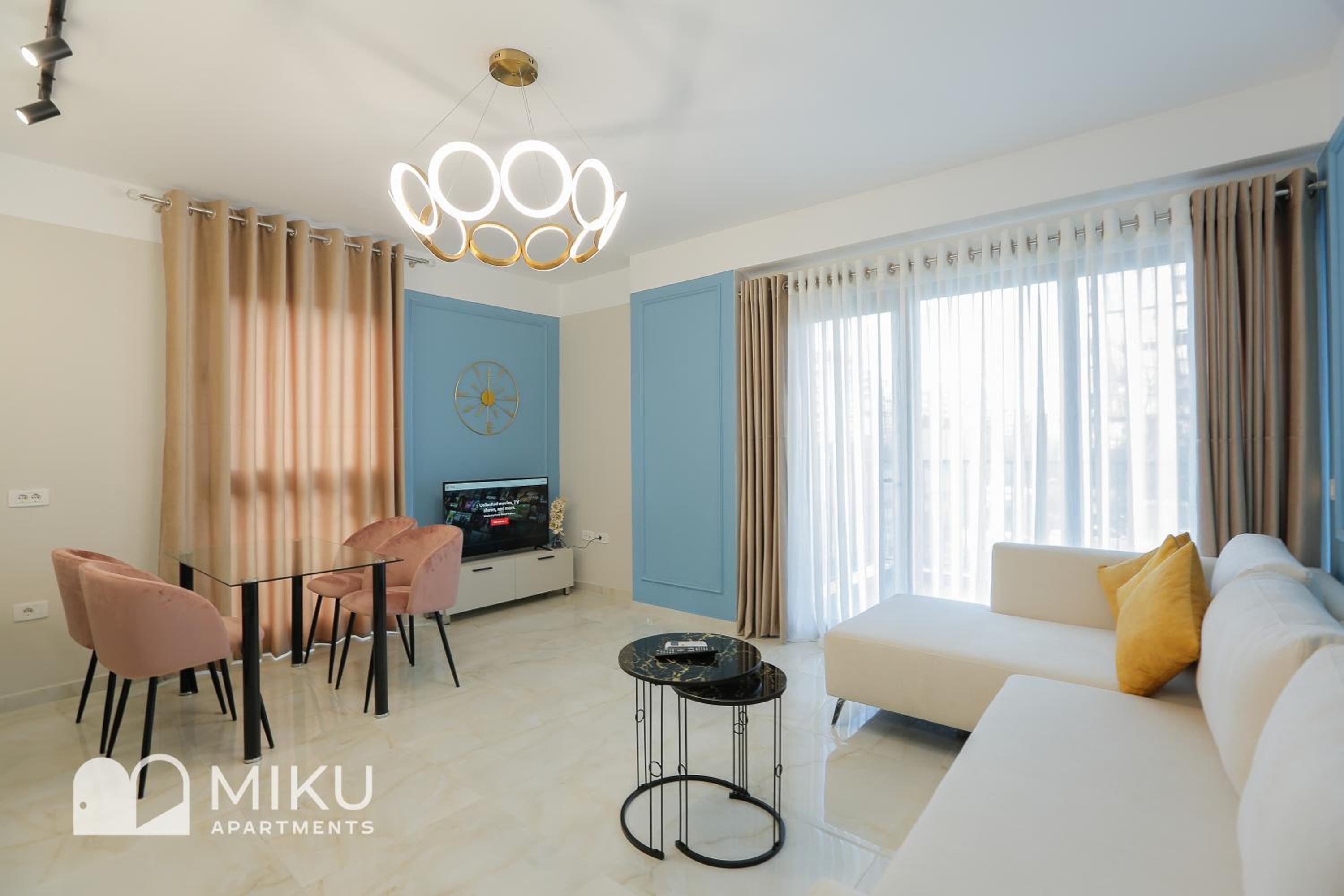 Miku Apartment - Glamorous 1Bedroom Apartment At Olympic Residence