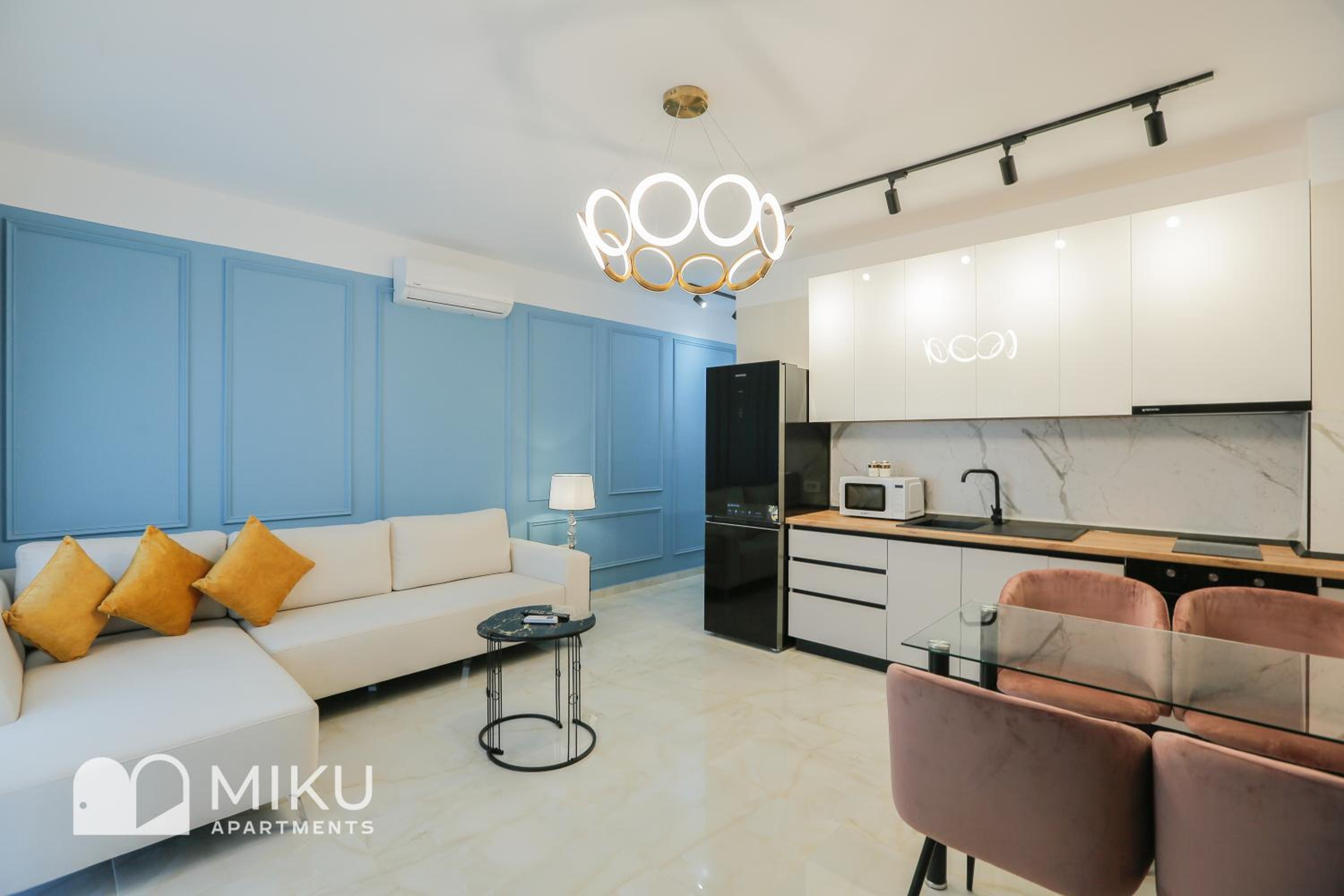 Miku Apartment - Glamorous 1Bedroom Apartment At Olympic Residence