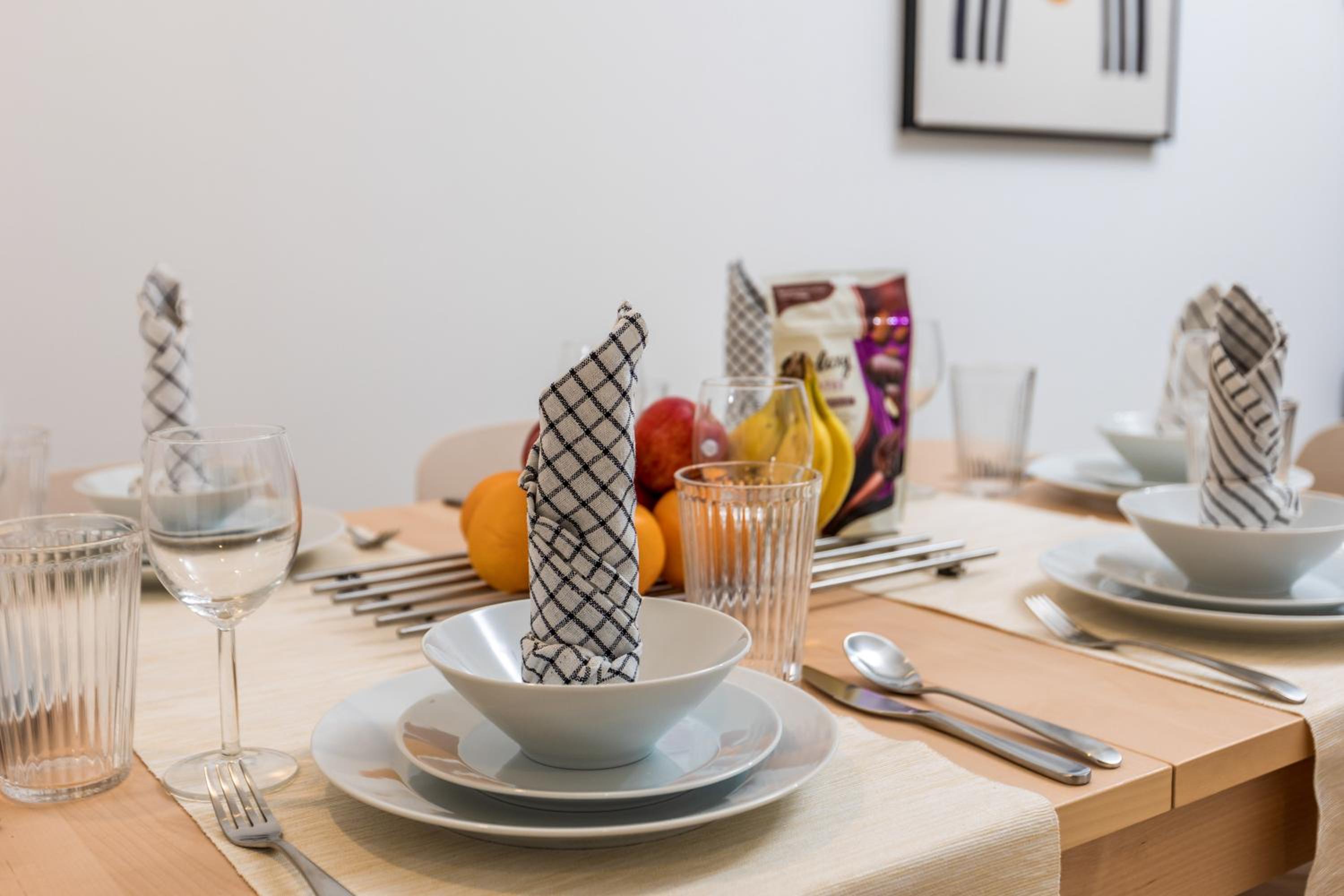 Lovely & Pristine 2BR + kids - 7min to Dubai Mall