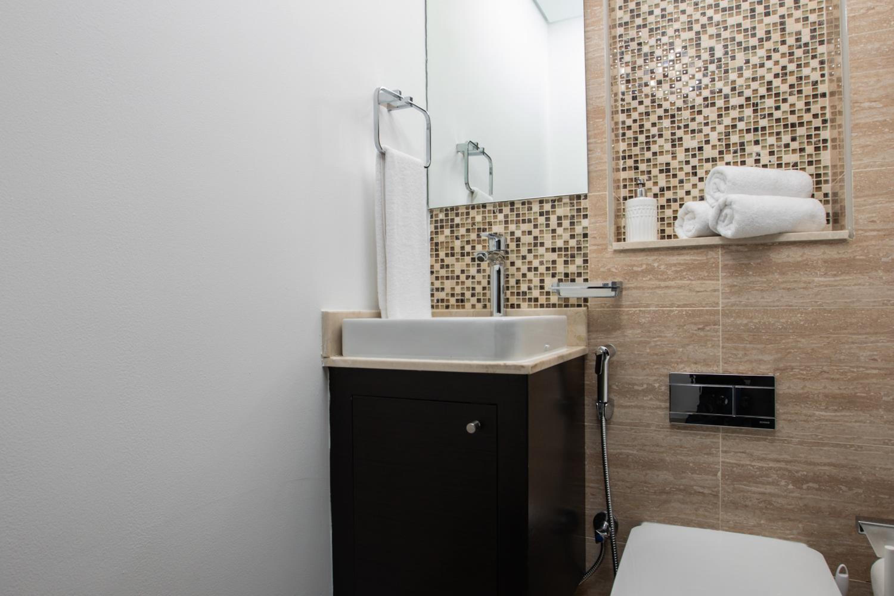 Lovely & Pristine 2BR + kids - 7min to Dubai Mall