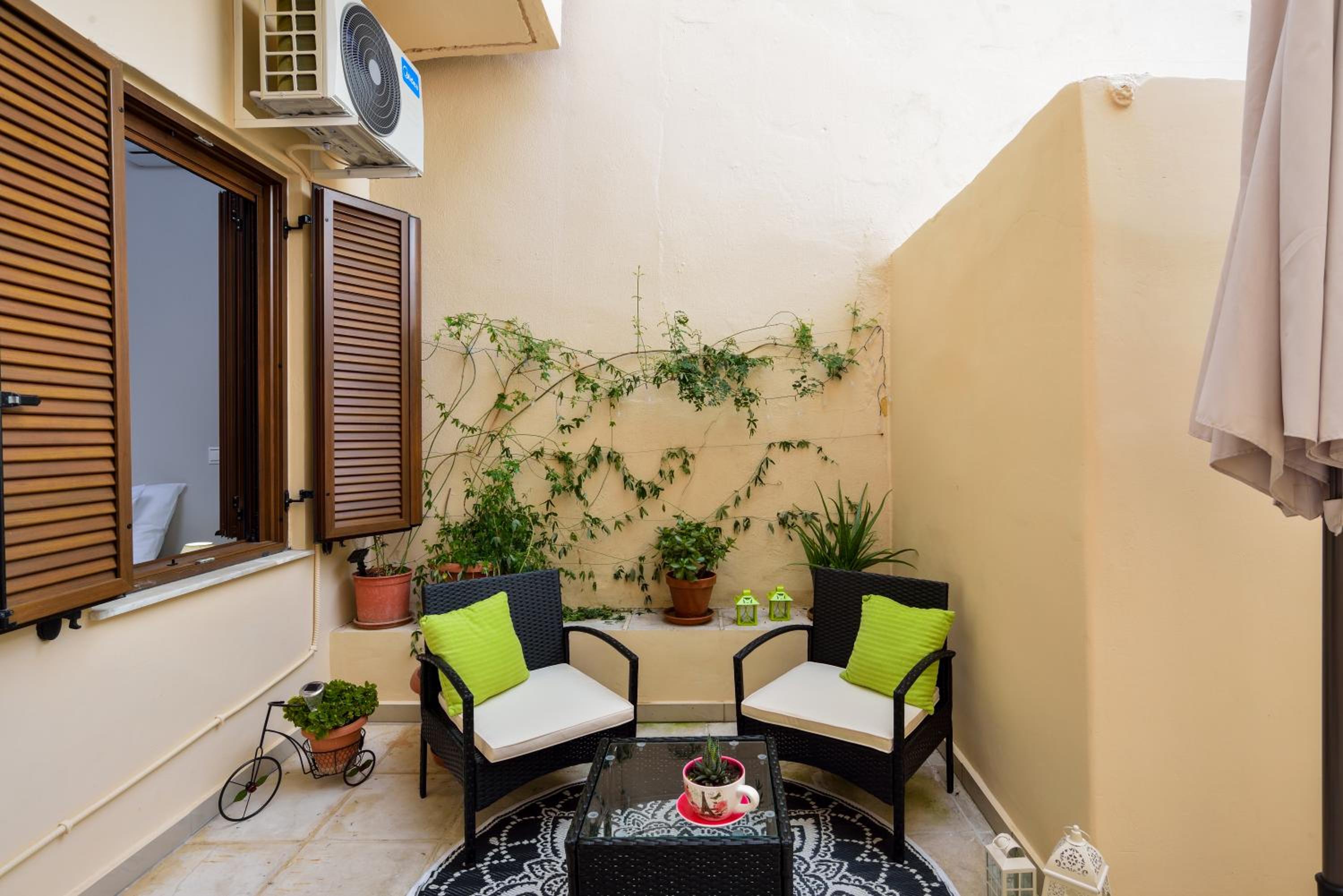 CASA MARIGO (OLD HARBOUR)