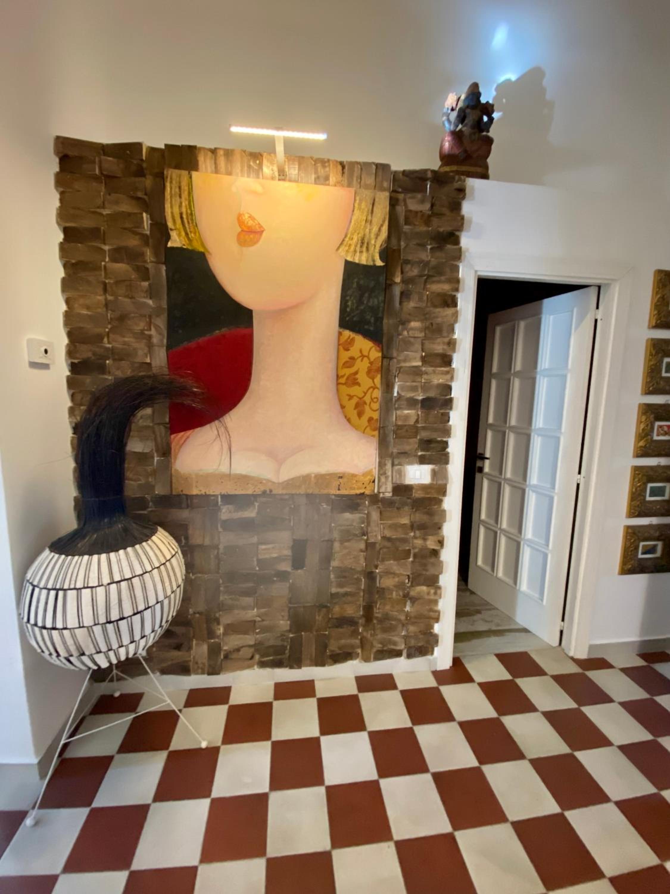 ML Luxury Apartment
