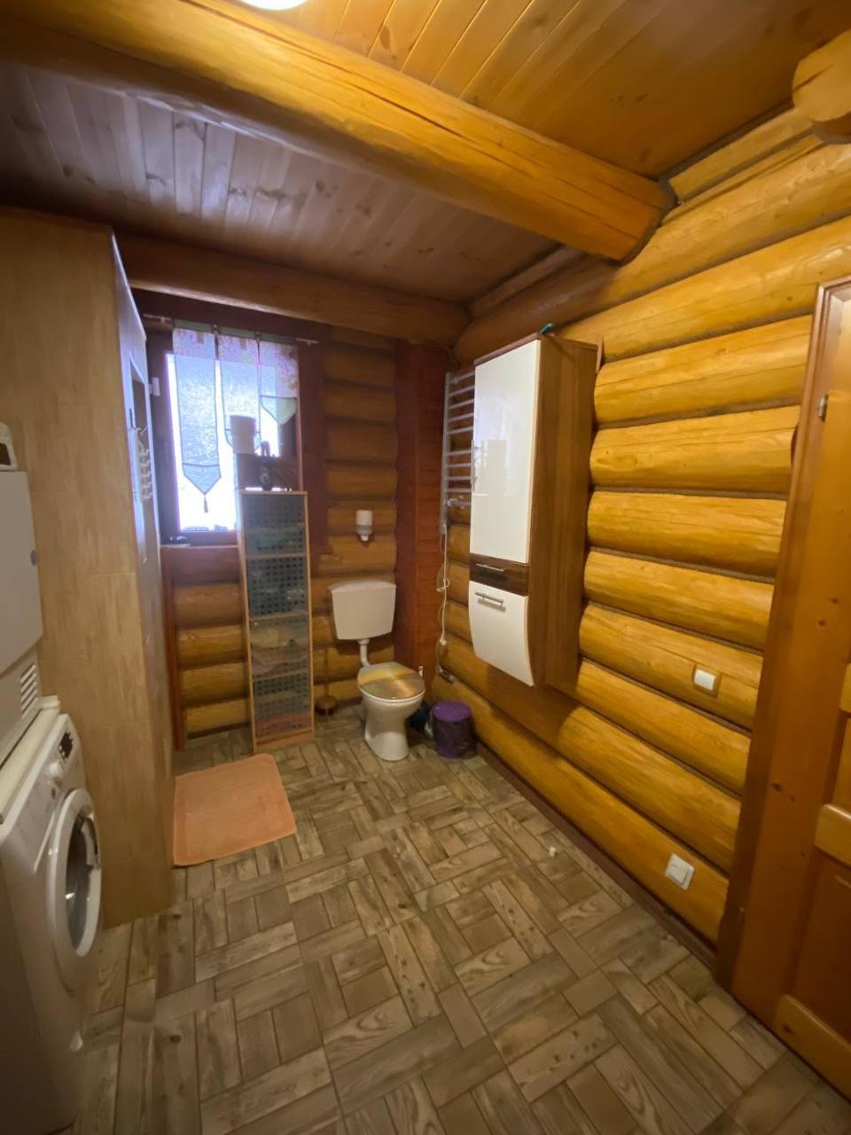 Photo 44