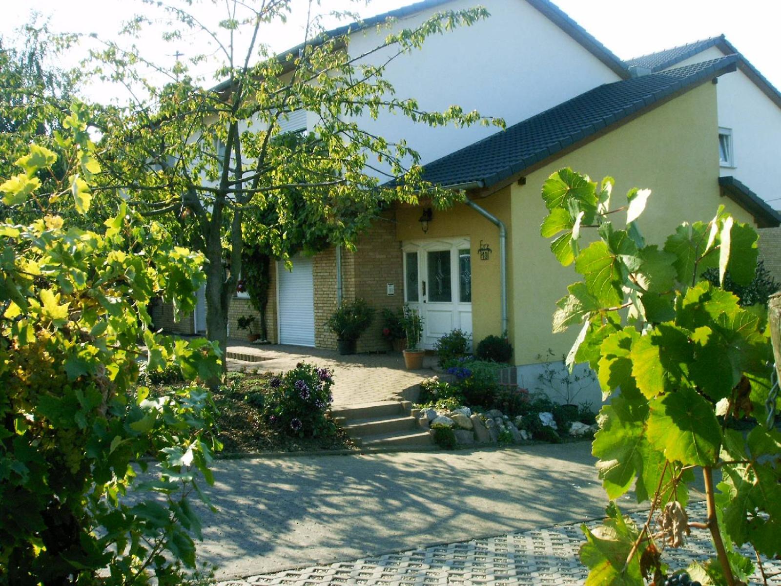 Weingut & Gästehaus Andreas Erz view 3