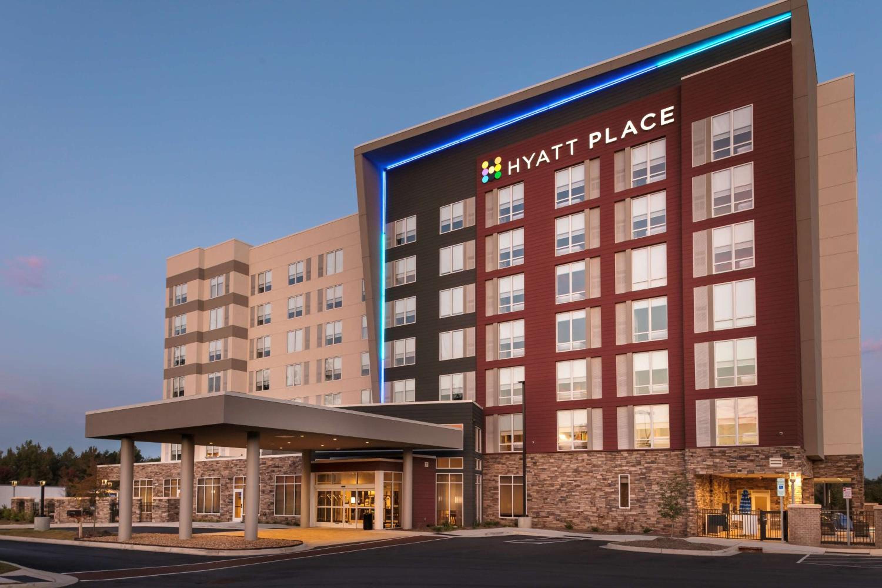 Hotel Hyatt Place Charlotte University - Image 1