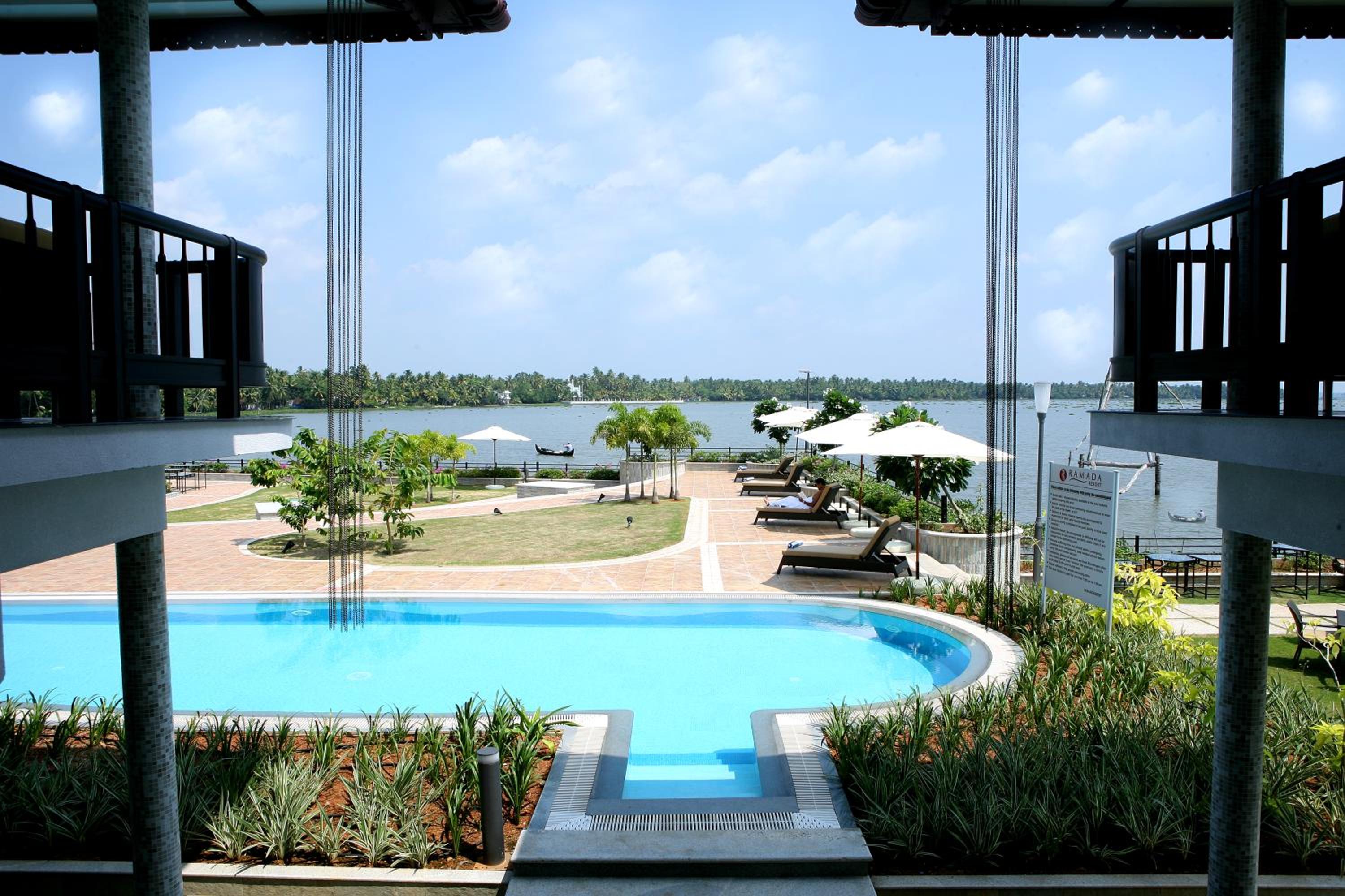 Ramada Resort by Wyndham Kochi view 3
