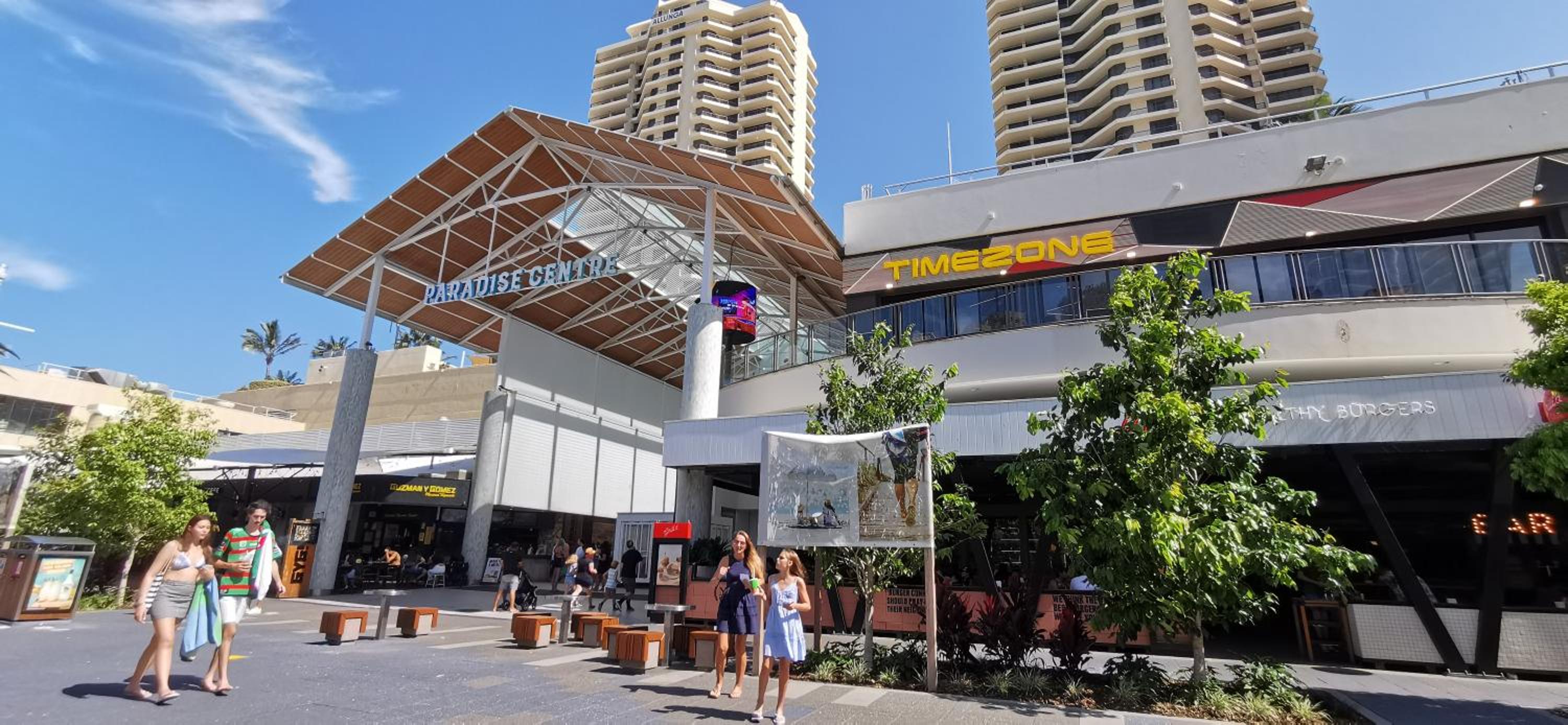 Beachside 2 BR Apt in the Heart of Surfers Paradise - Chevron Renaissance - free parking