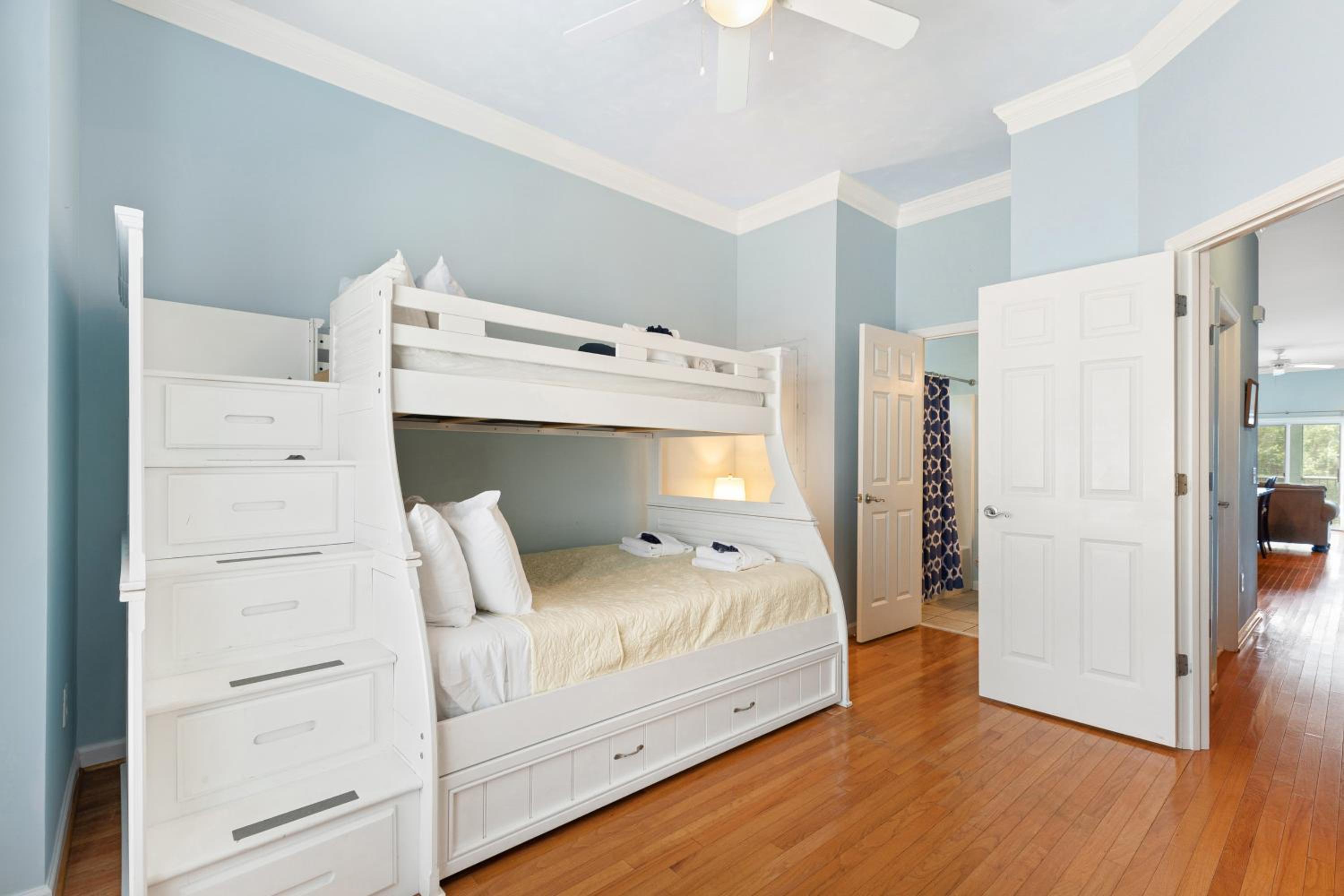 81 Waters Edge - Townhome - Pool