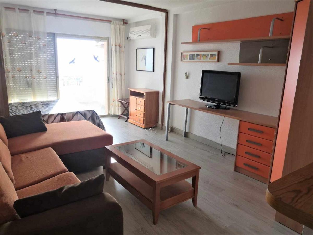 A H RENTALS Peñismar Estudio 1ª linea de playa photo 4