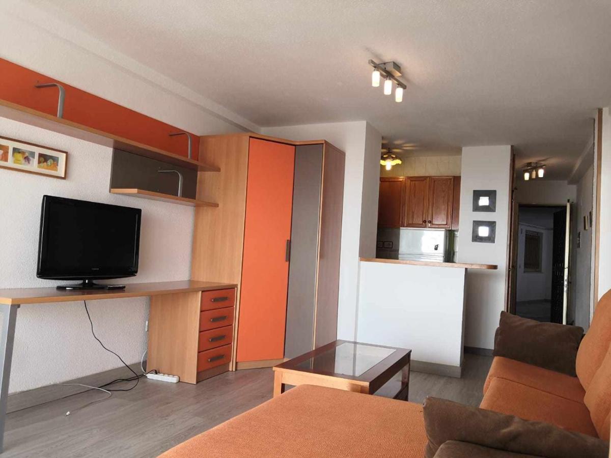A H RENTALS Peñismar Estudio 1ª linea de playa photo 5