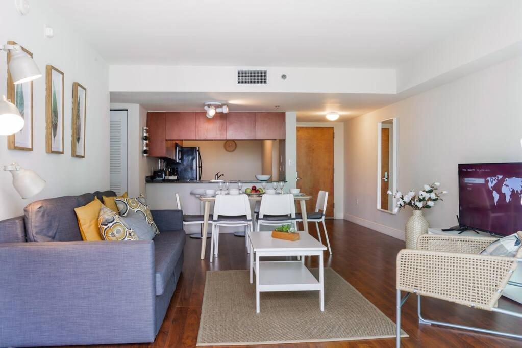 LUXURY 2 Bedroom Apartment At BRICKELL with pool