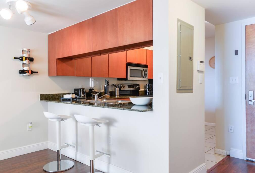 LUXURY 2 Bedroom Apartment At BRICKELL with pool