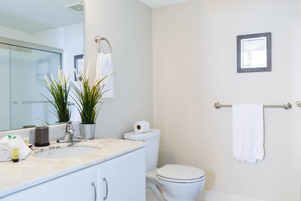 LUXURY 2 Bedroom Apartment At BRICKELL with pool