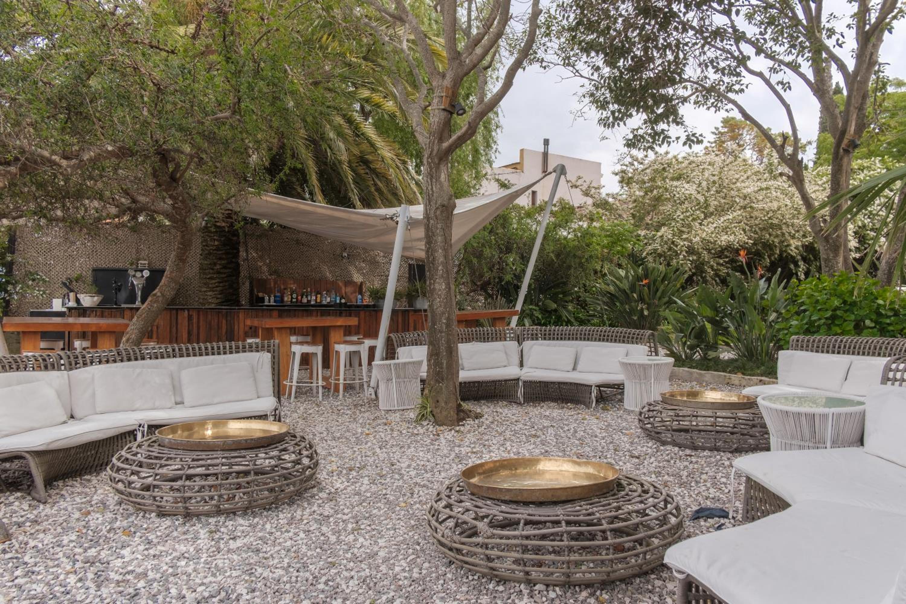 Charco Hotel