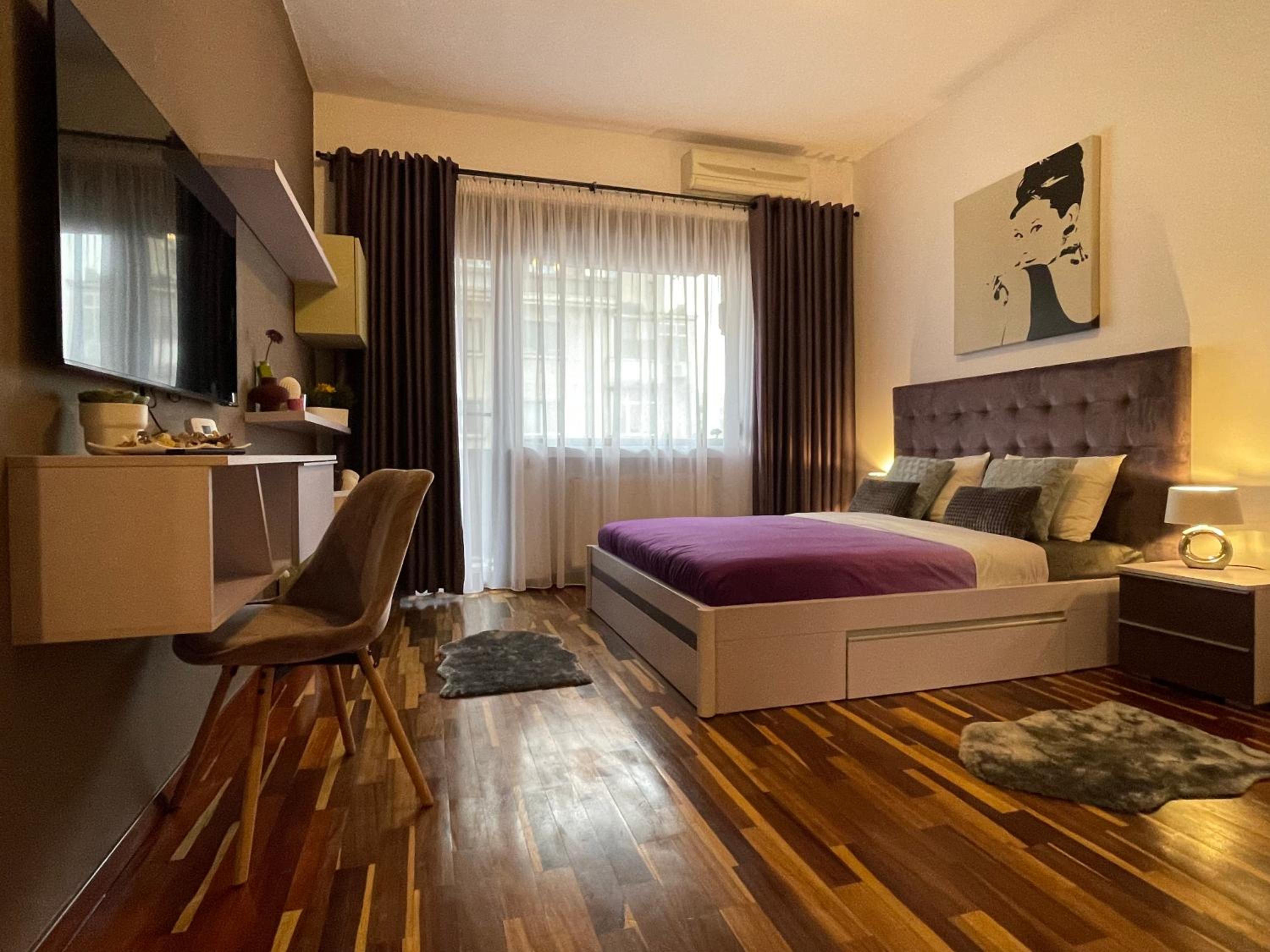 Bucharest Central Studio 2 view 3