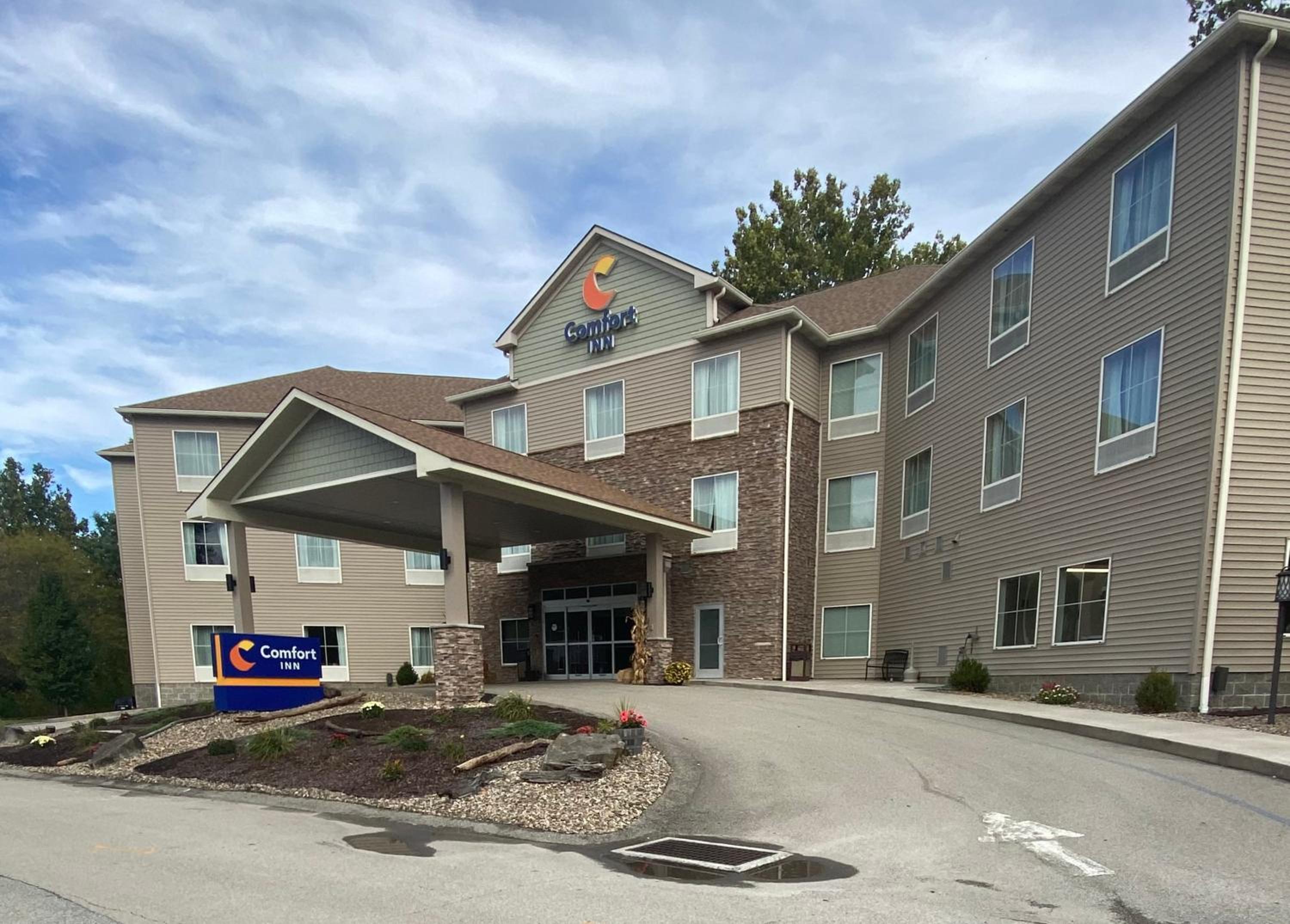 Comfort Inn Connellsville Riverview